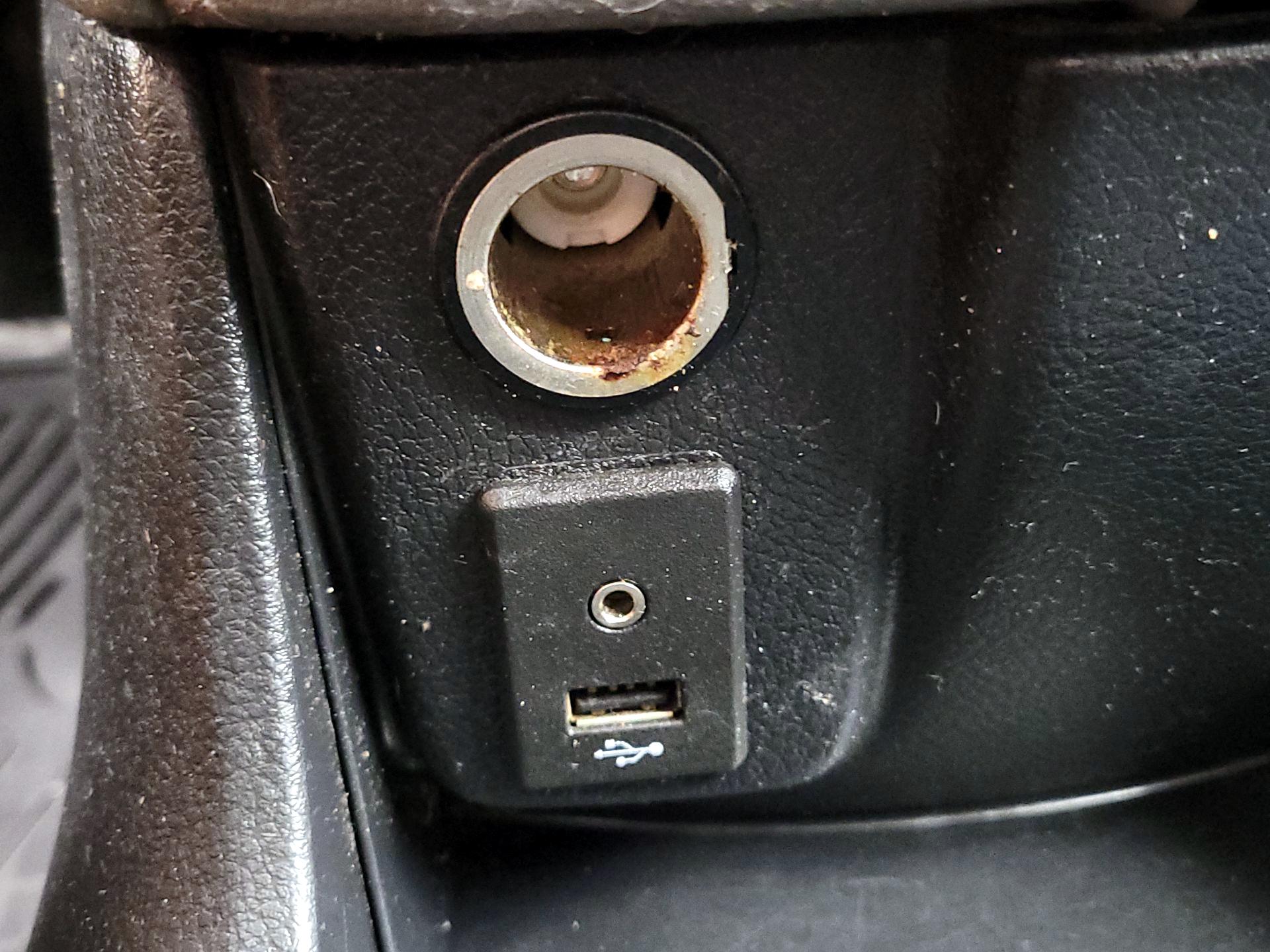 Thumbnail: 2019 Nissan NV200 - 18