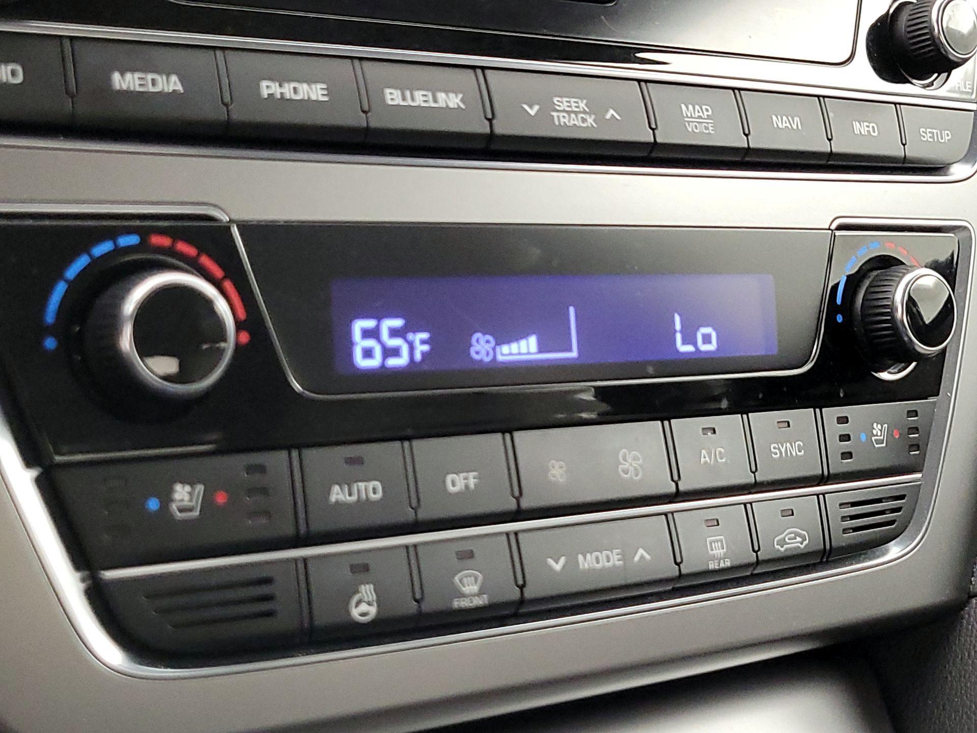 Thumbnail: 2016 Hyundai Sonata - 17