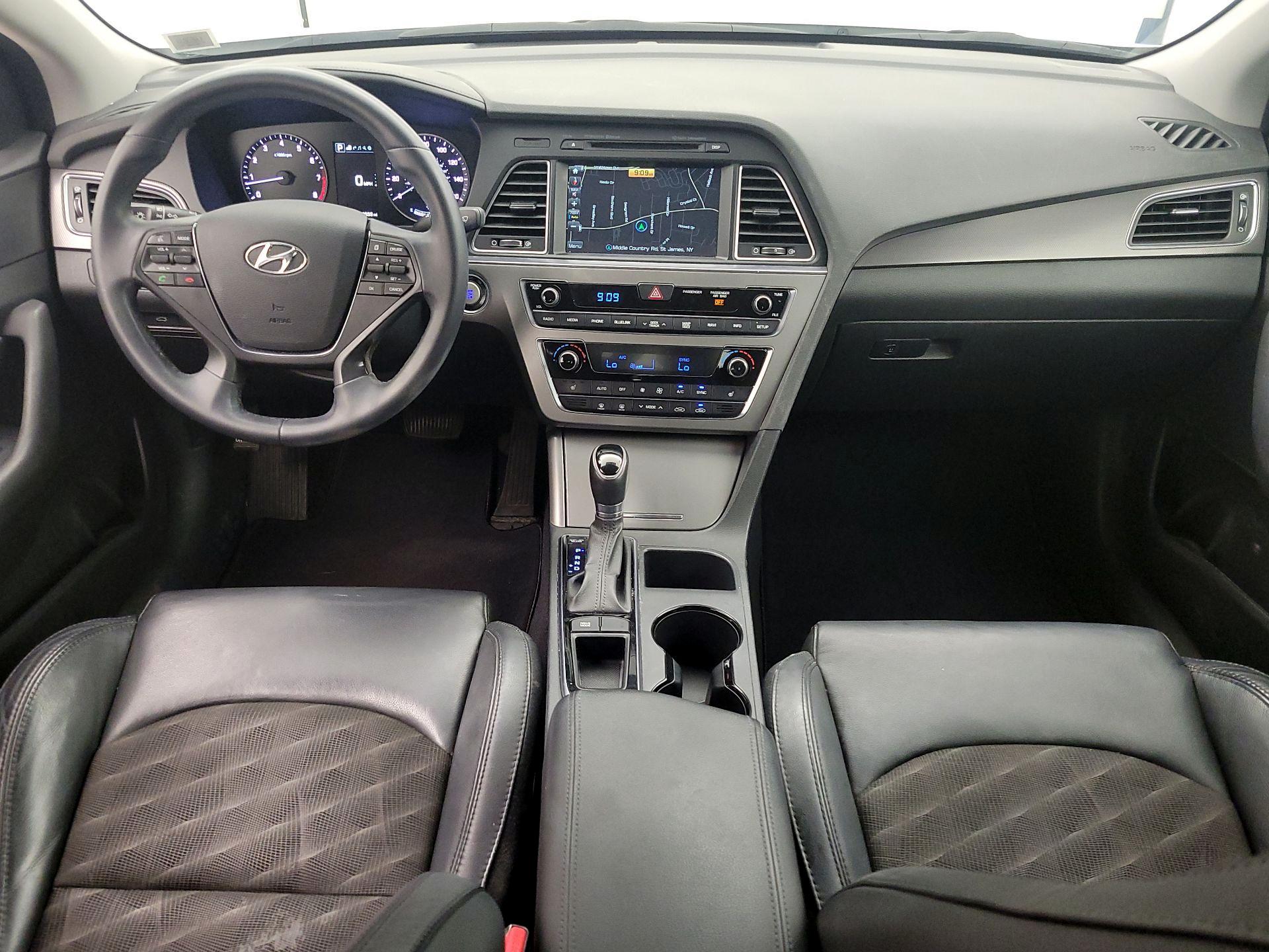 Thumbnail: 2015 Hyundai Sonata - 9