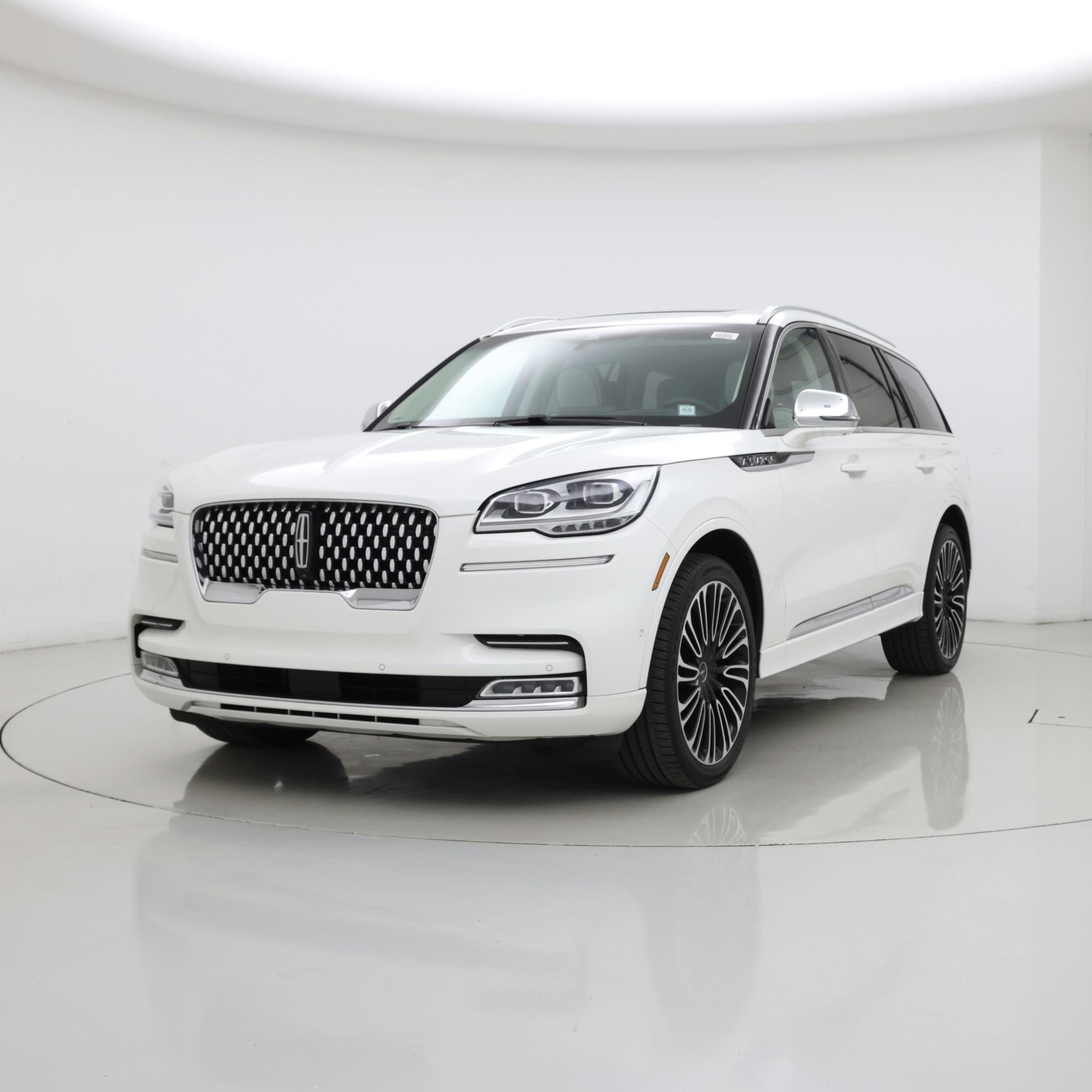 Thumbnail: 2020 Lincoln Aviator - 4