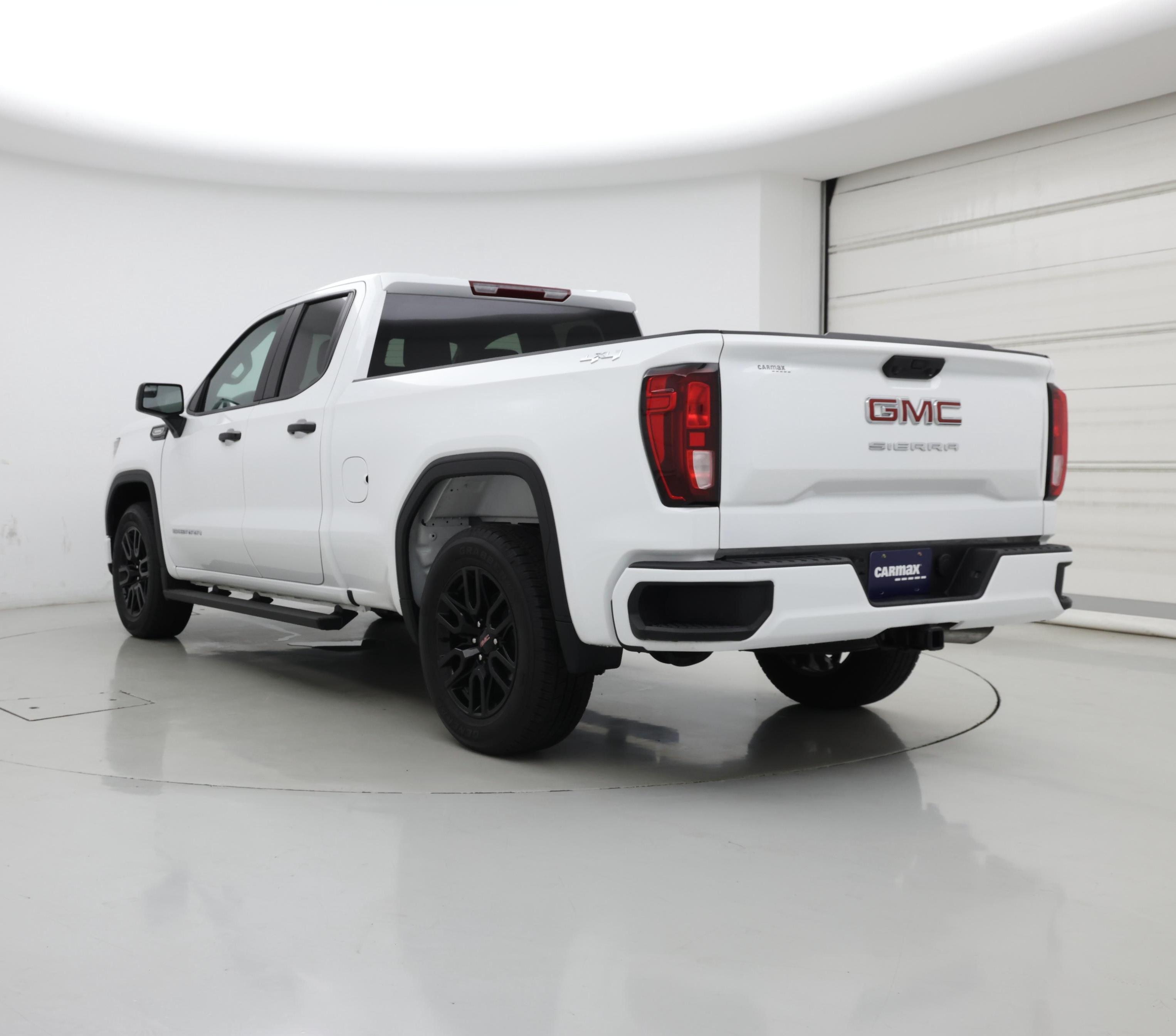 Thumbnail: 2025 GMC Sierra 1500 - 2