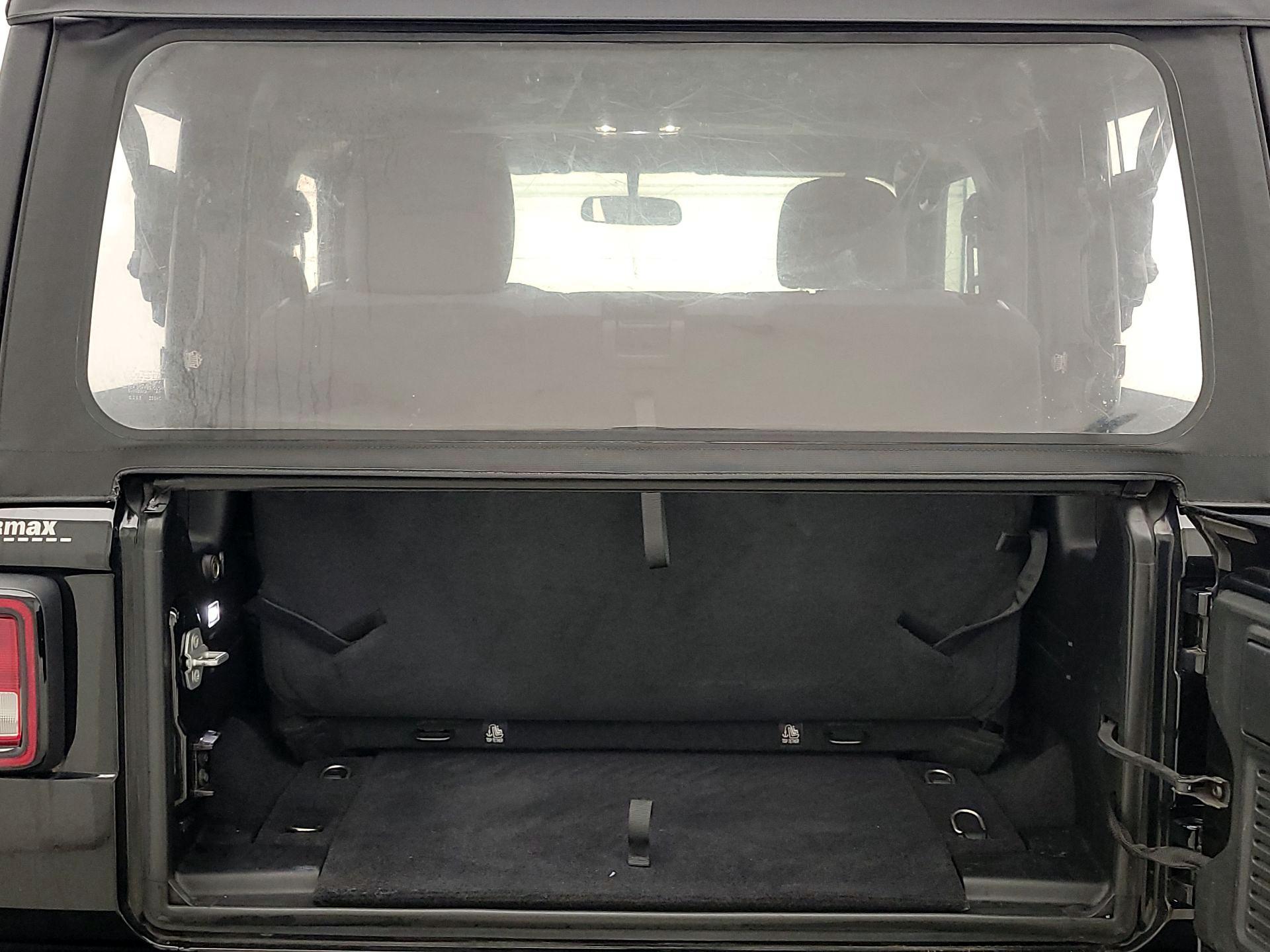 Thumbnail: 2020 Jeep Wrangler - 19