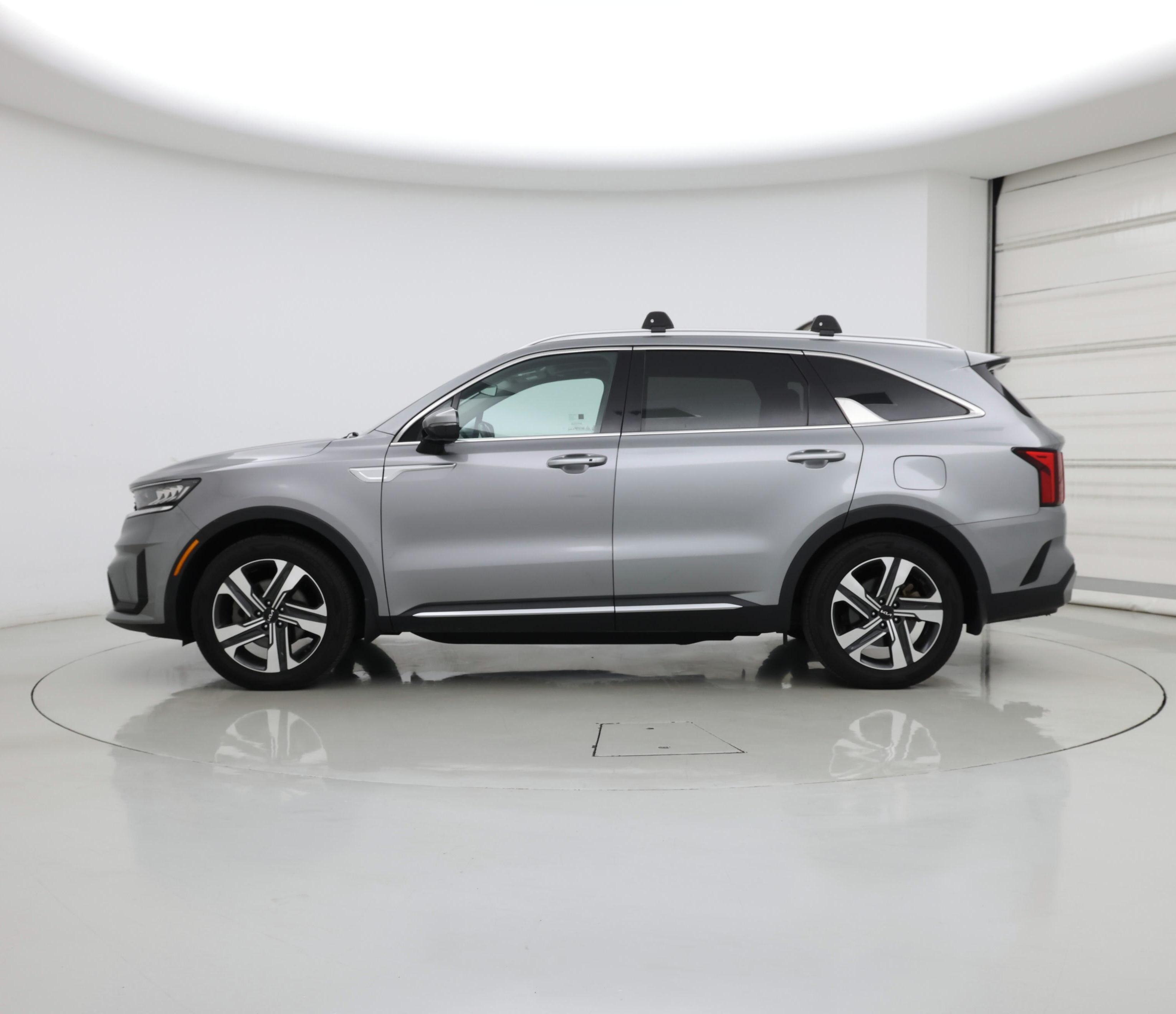 Thumbnail: 2022 Kia Sorento - 3