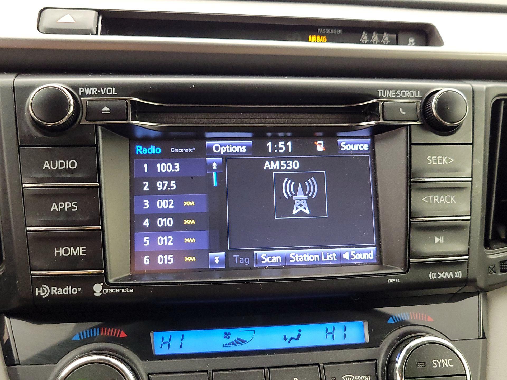 Thumbnail: 2017 Toyota RAV4 - 15