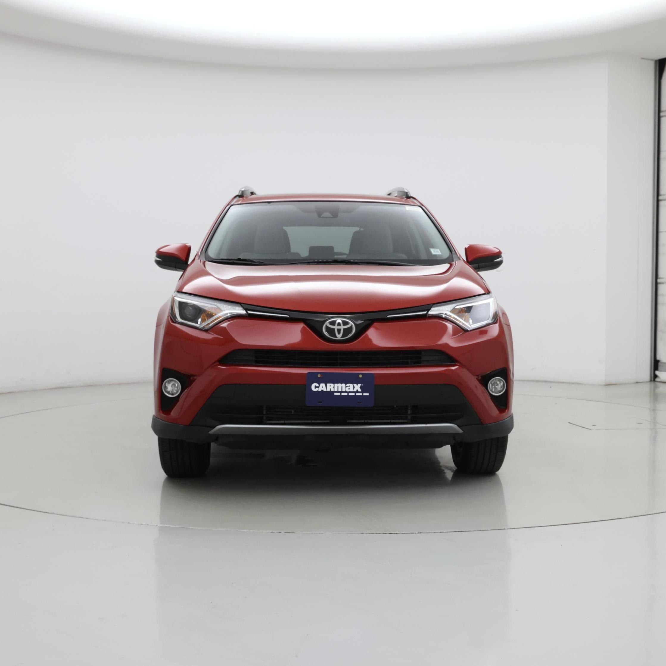 Thumbnail: 2017 Toyota RAV4 - 5