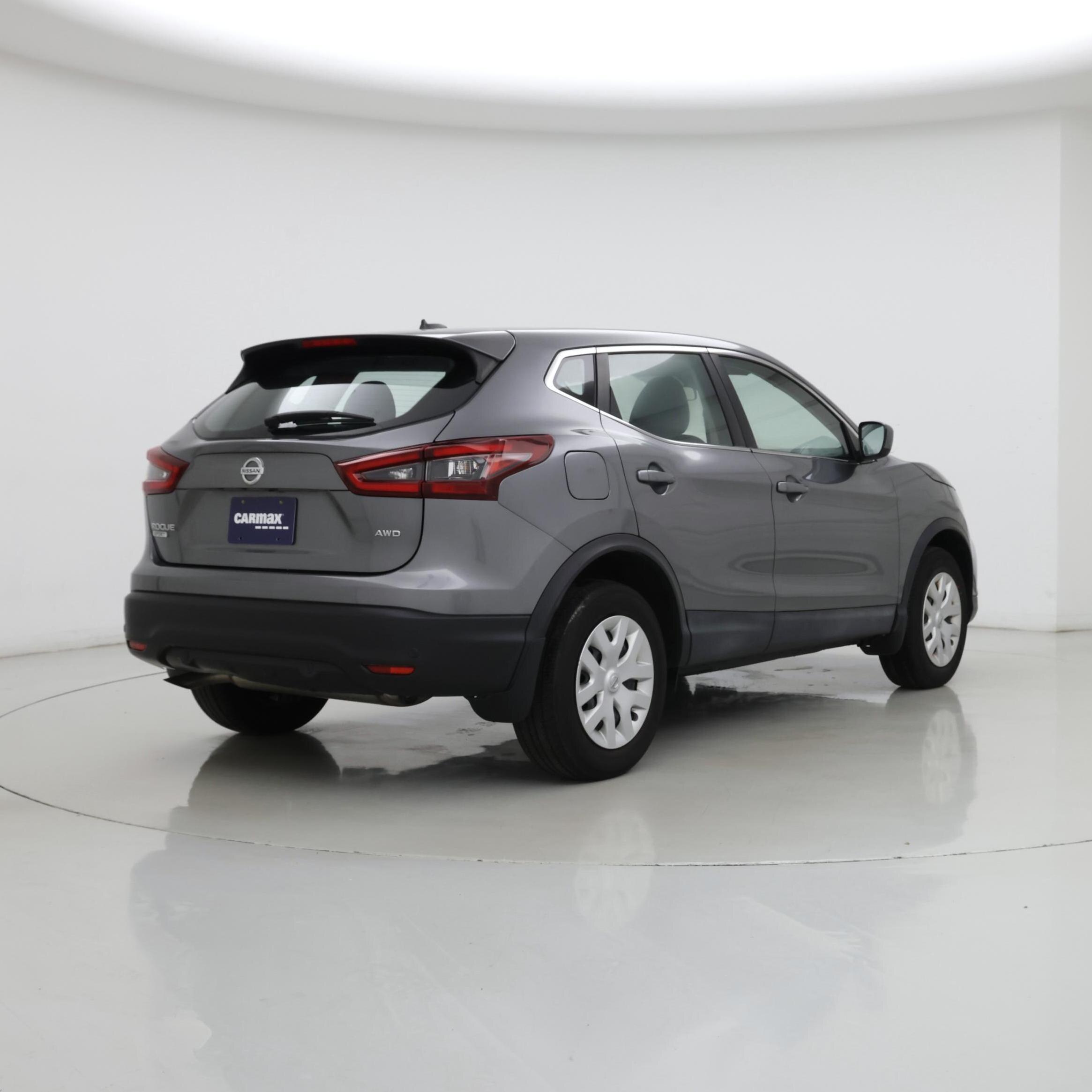 Thumbnail: 2020 Nissan Rogue Sport - 8