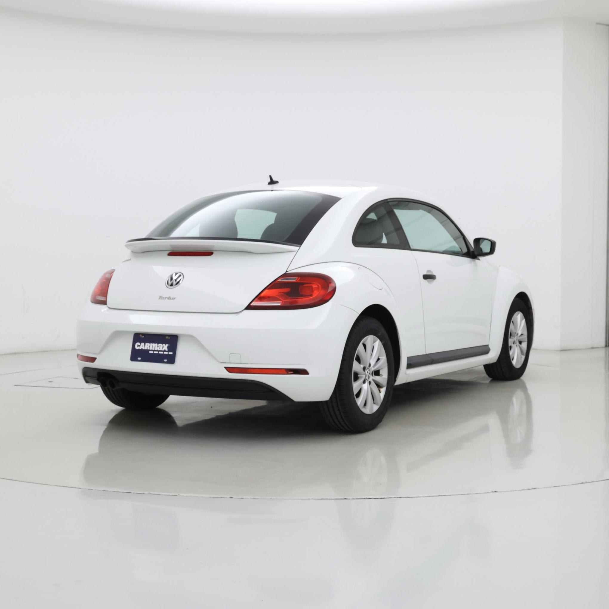 Thumbnail: 2017 Volkswagen Beetle - 8