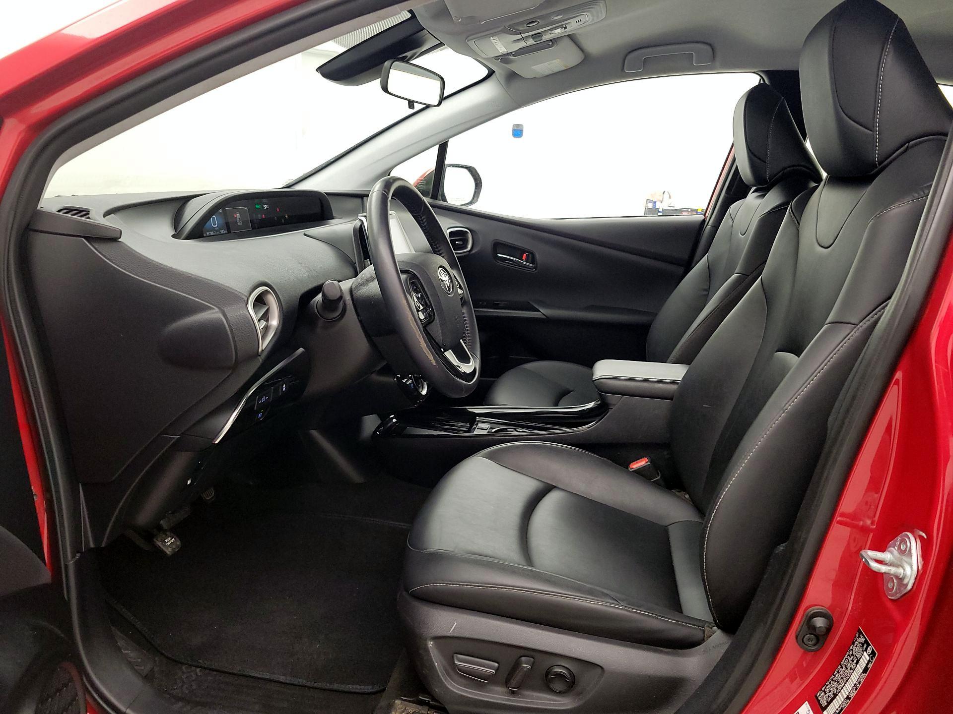 Thumbnail: 2022 Toyota Prius Prime - 11