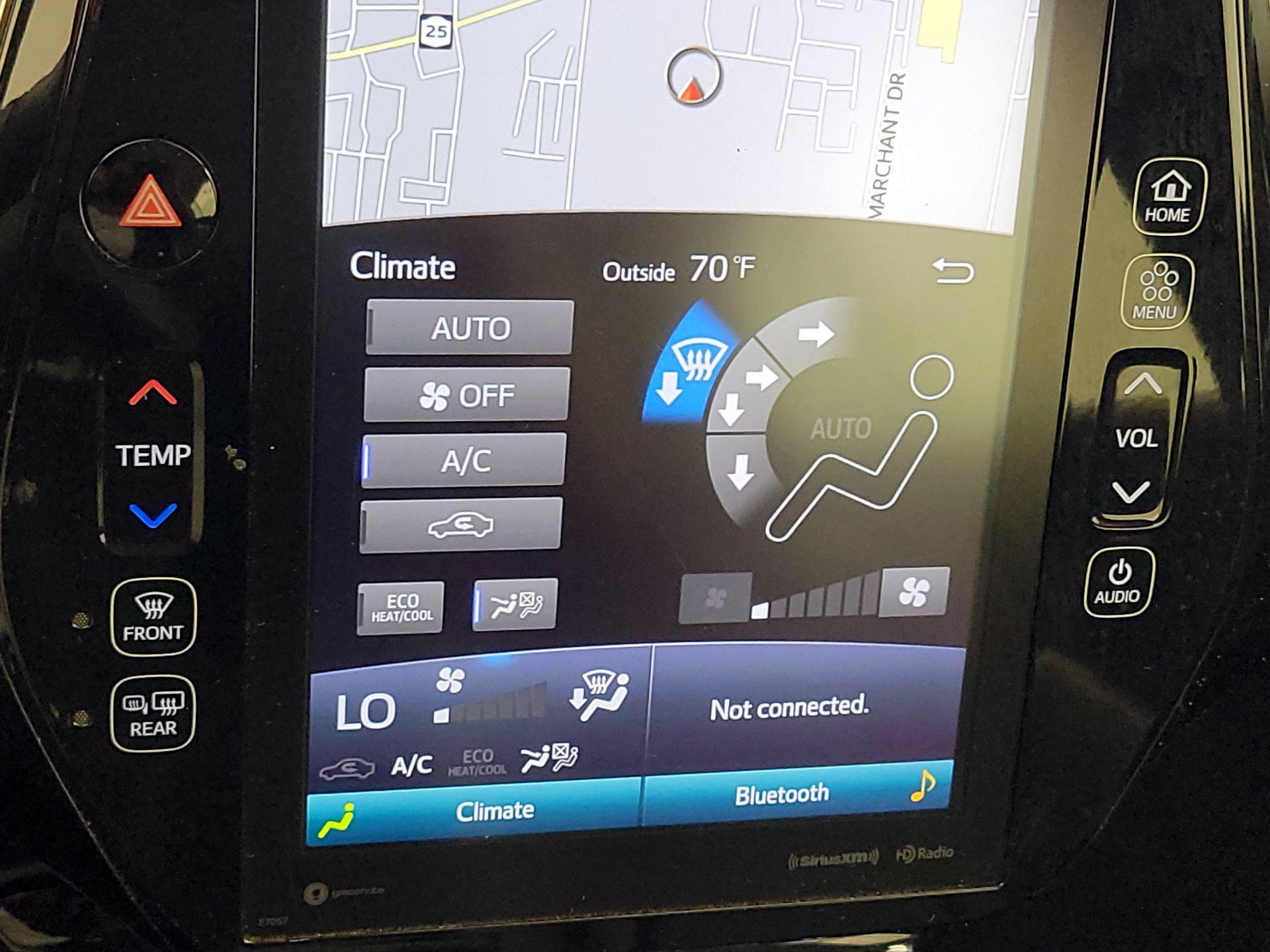 Thumbnail: 2022 Toyota Prius Prime - 17