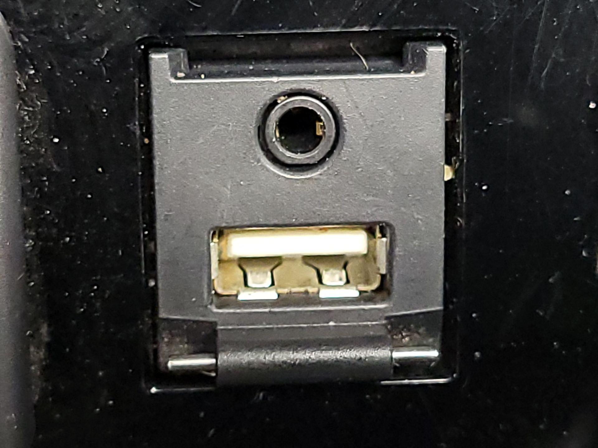 Thumbnail: 2022 Toyota Prius Prime - 19