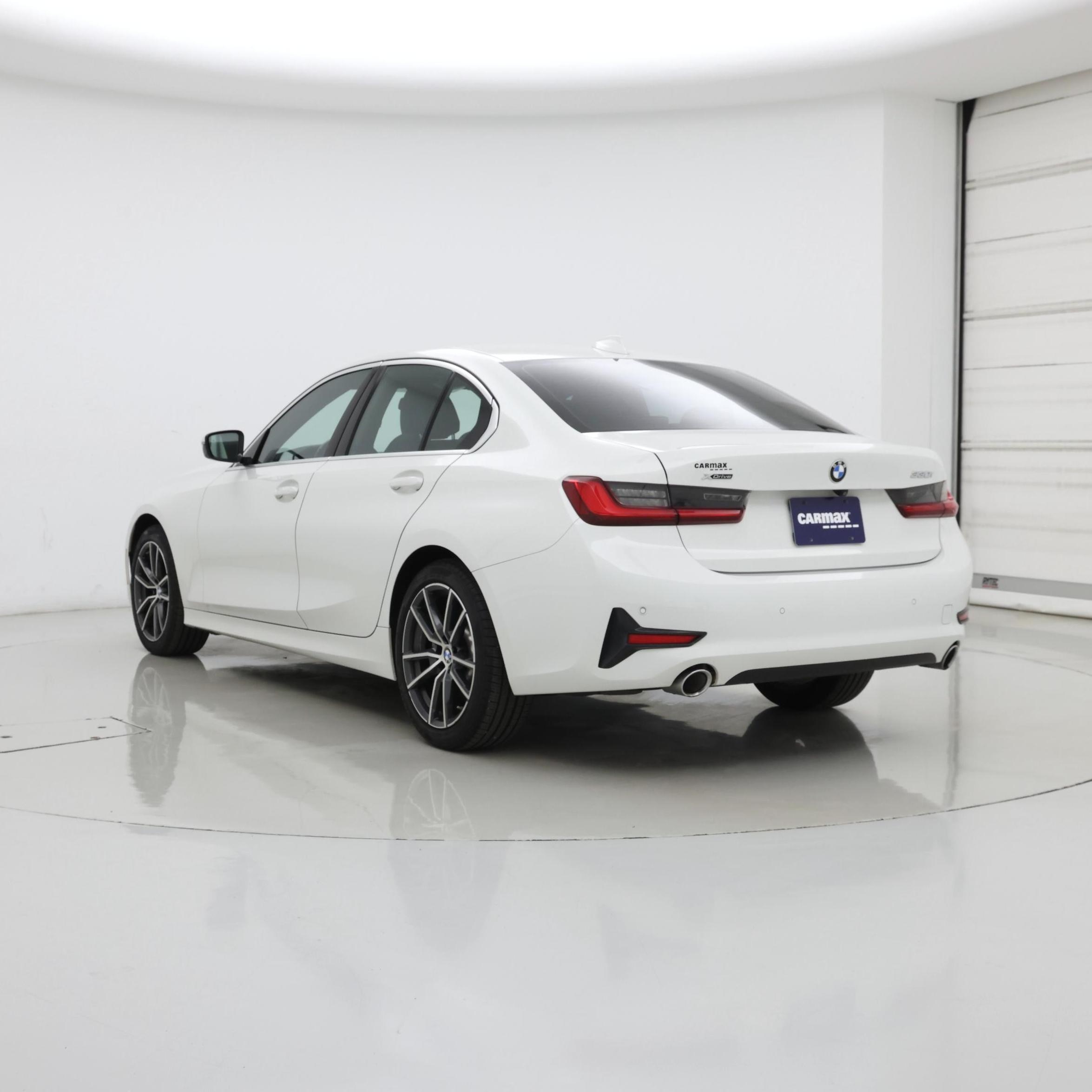 Thumbnail: 2020 BMW 3 Series - 2