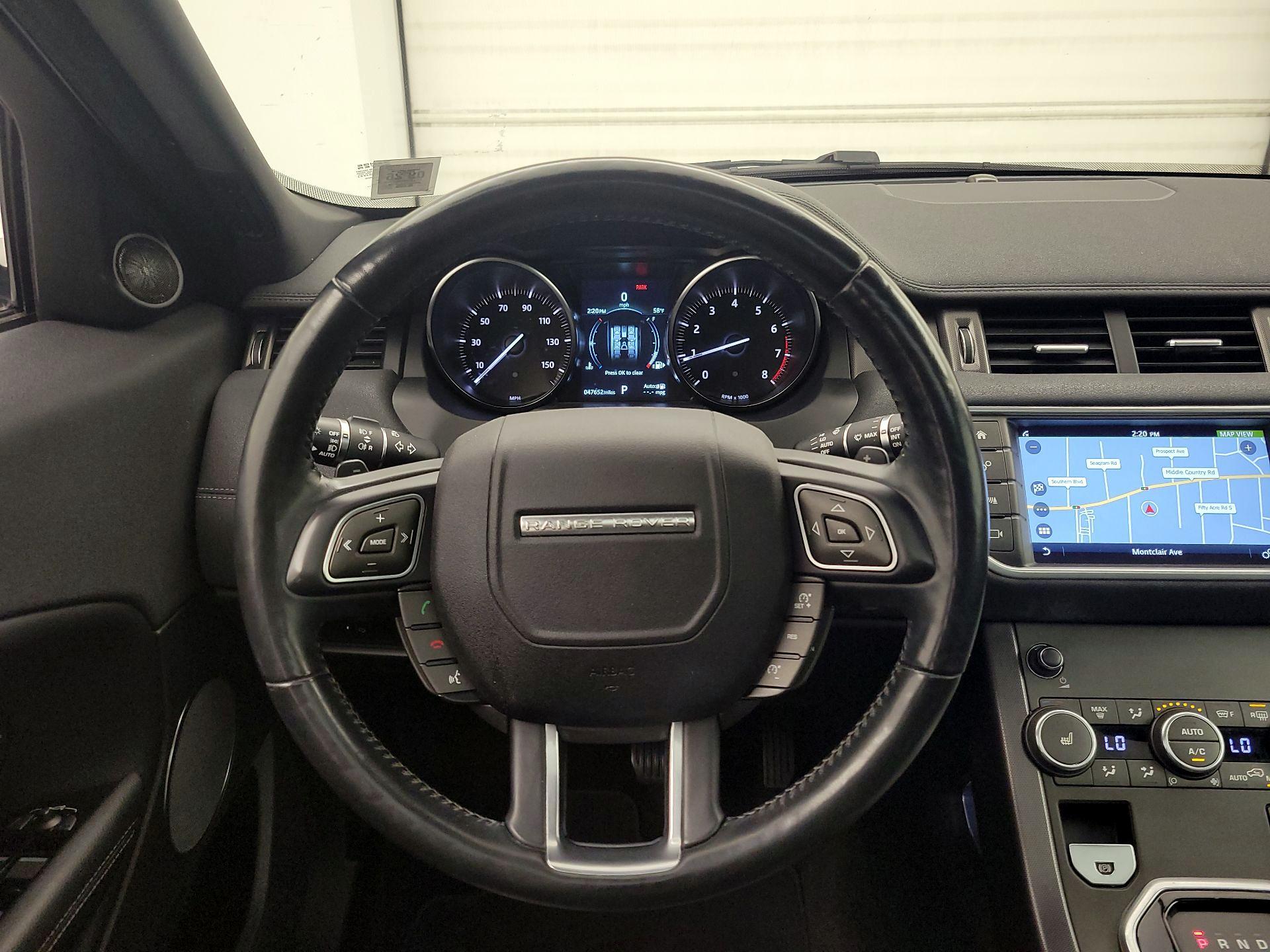 Thumbnail: 2019 Land Rover Range Rover Evoque - 10