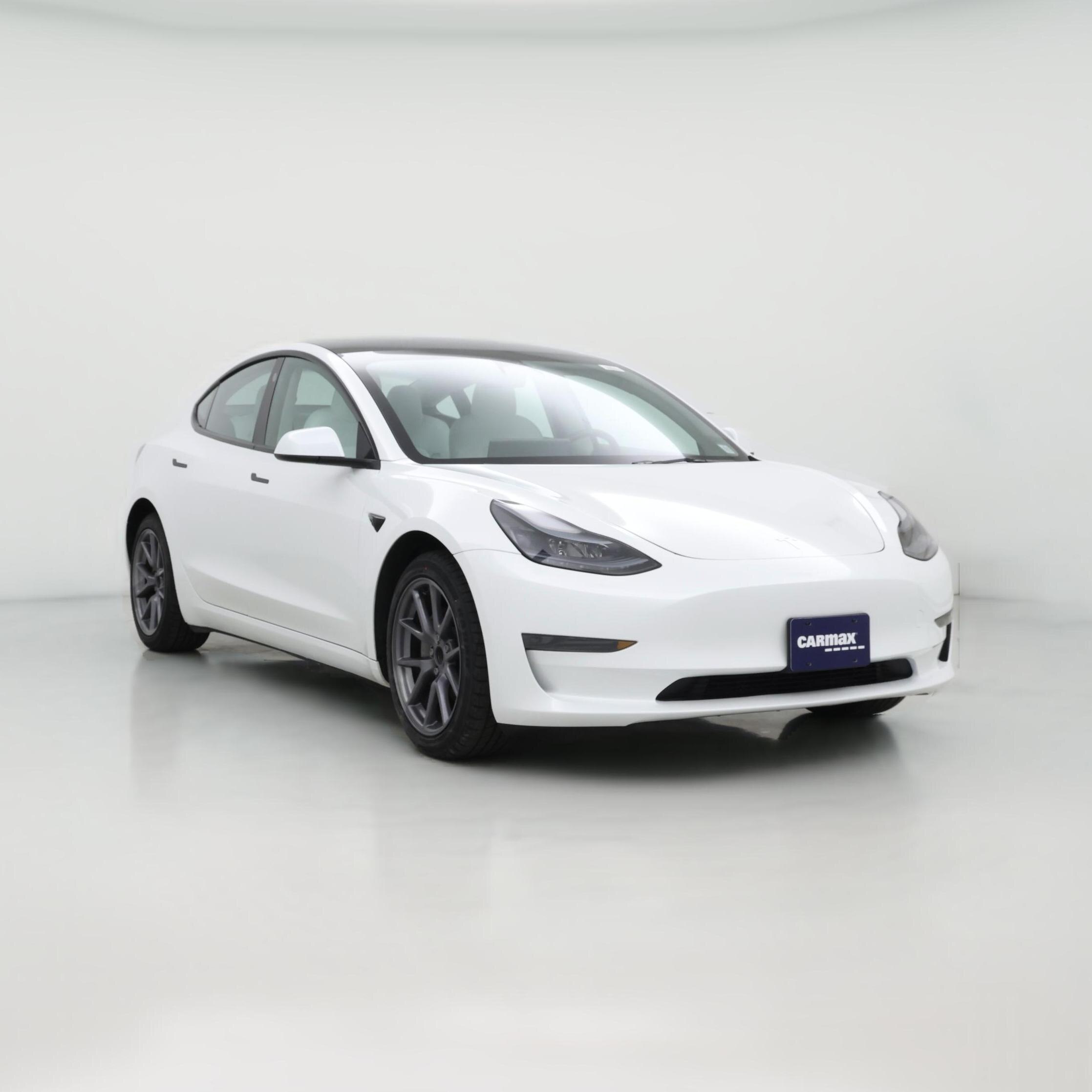 Thumbnail: 2023 Tesla Model 3 - 1