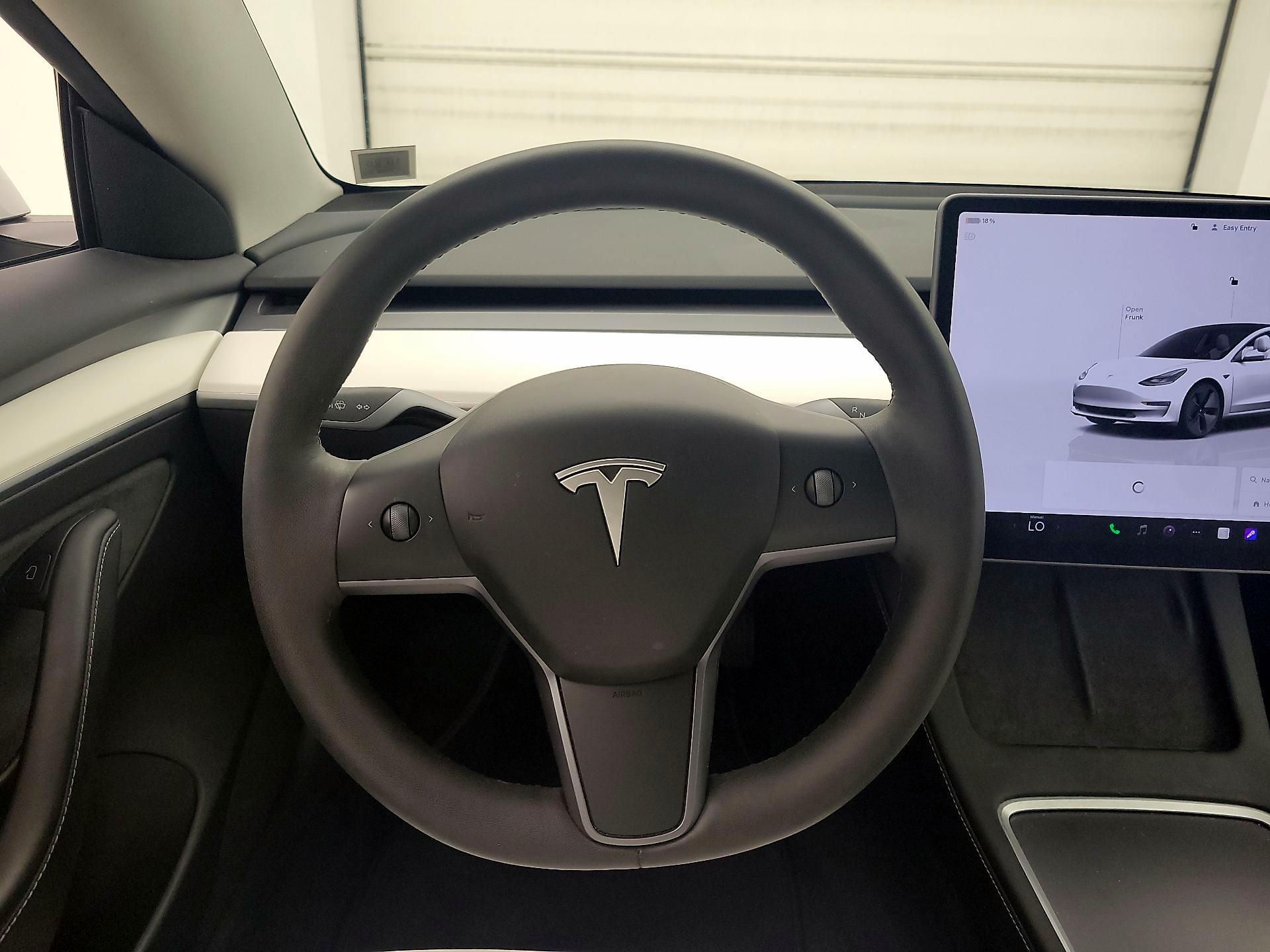 Thumbnail: 2023 Tesla Model 3 - 10