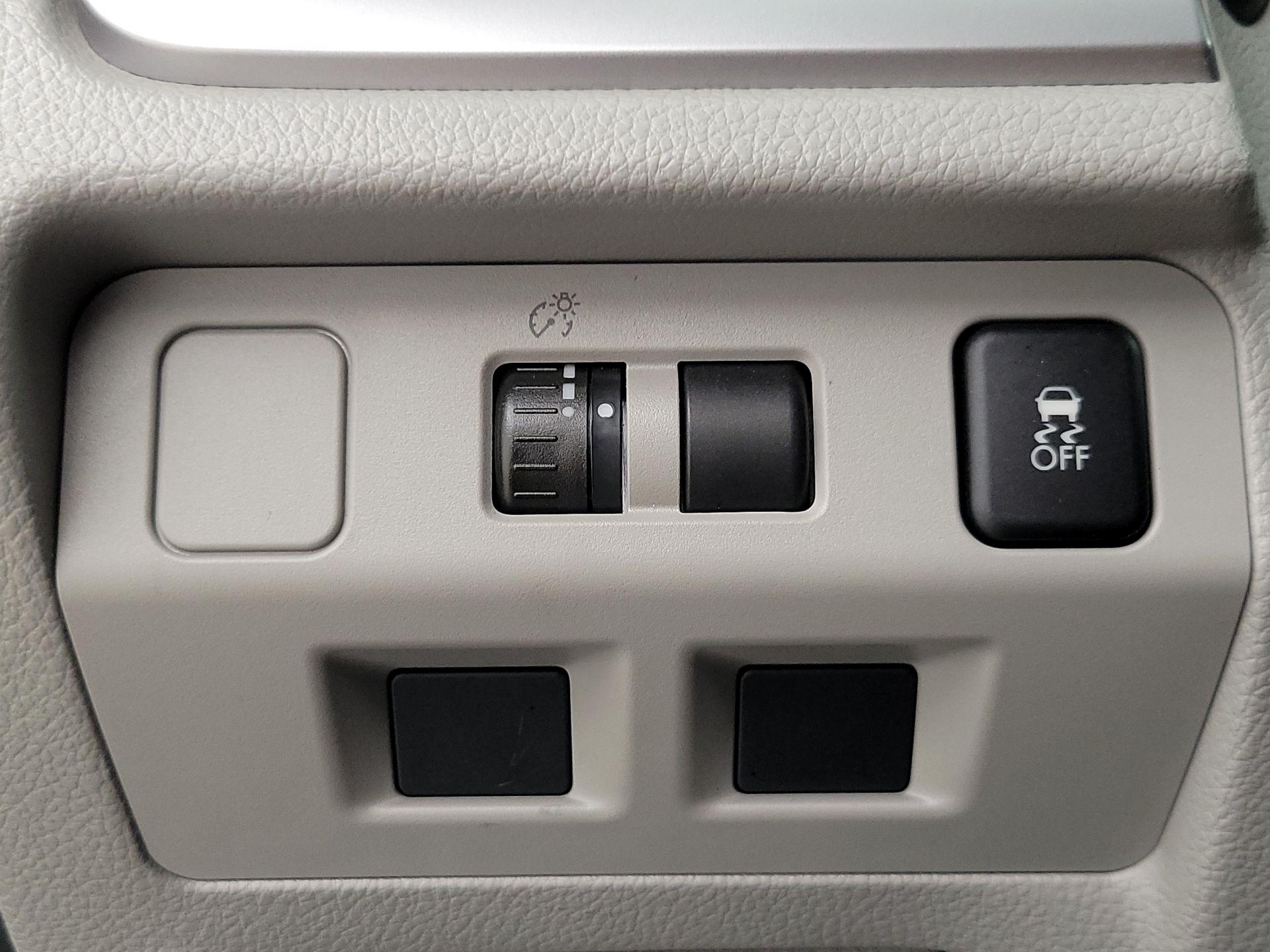 Thumbnail: 2015 Subaru Forester - 13