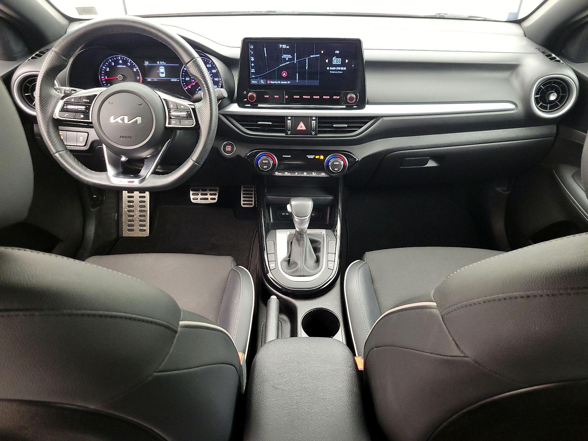 Thumbnail: 2023 Kia Forte - 9