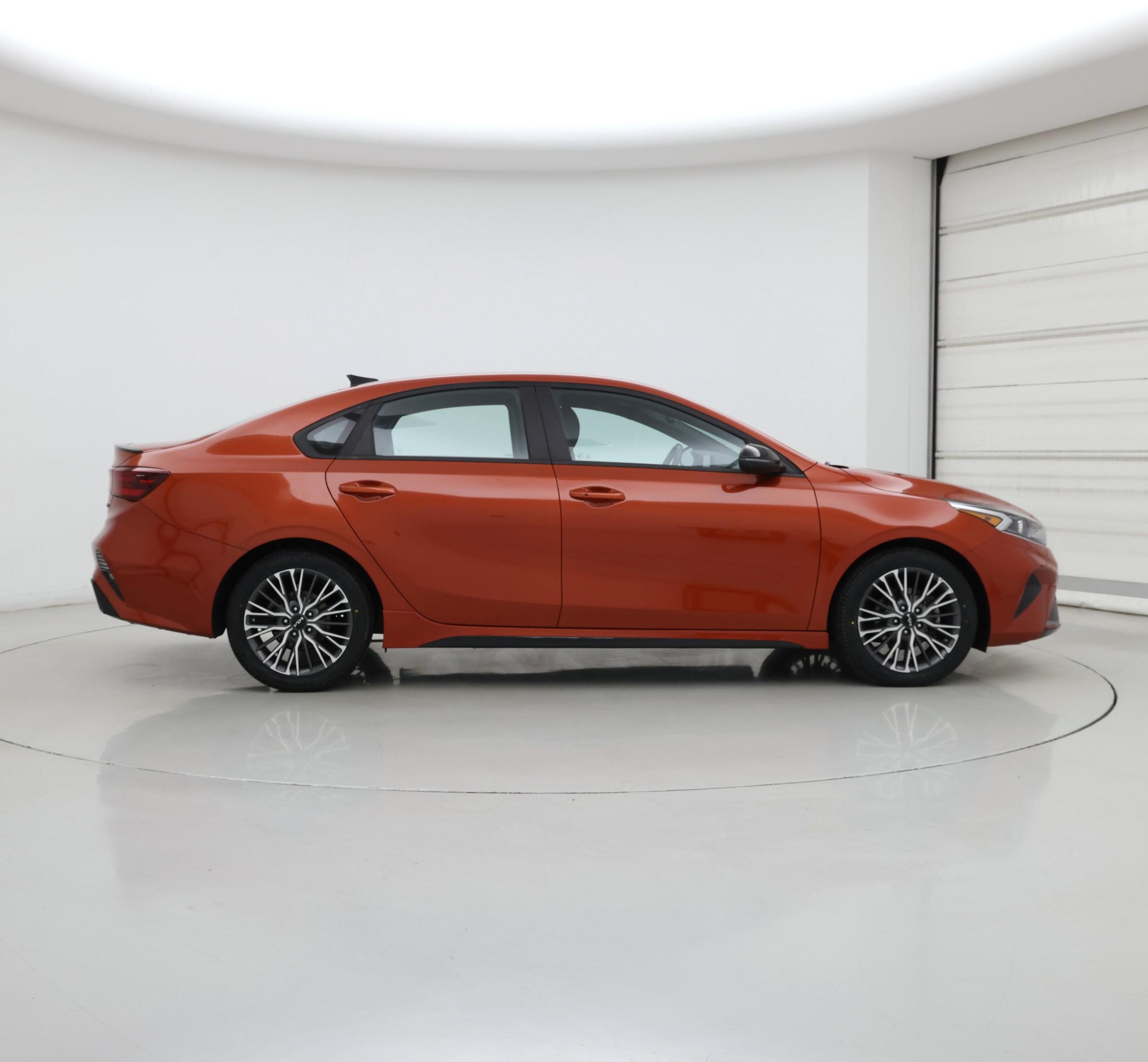 Thumbnail: 2023 Kia Forte - 7