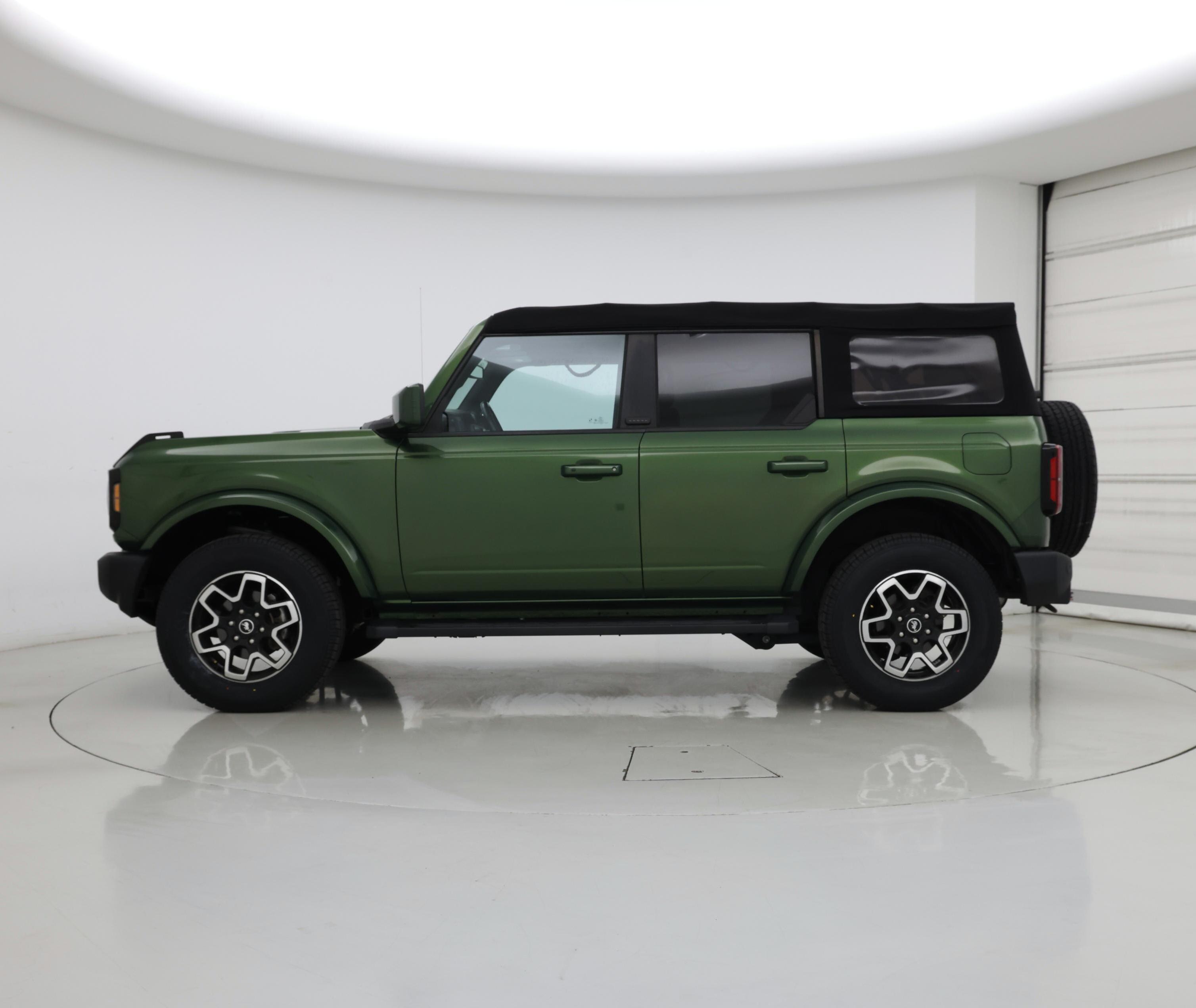 Thumbnail: 2023 Ford Bronco - 3