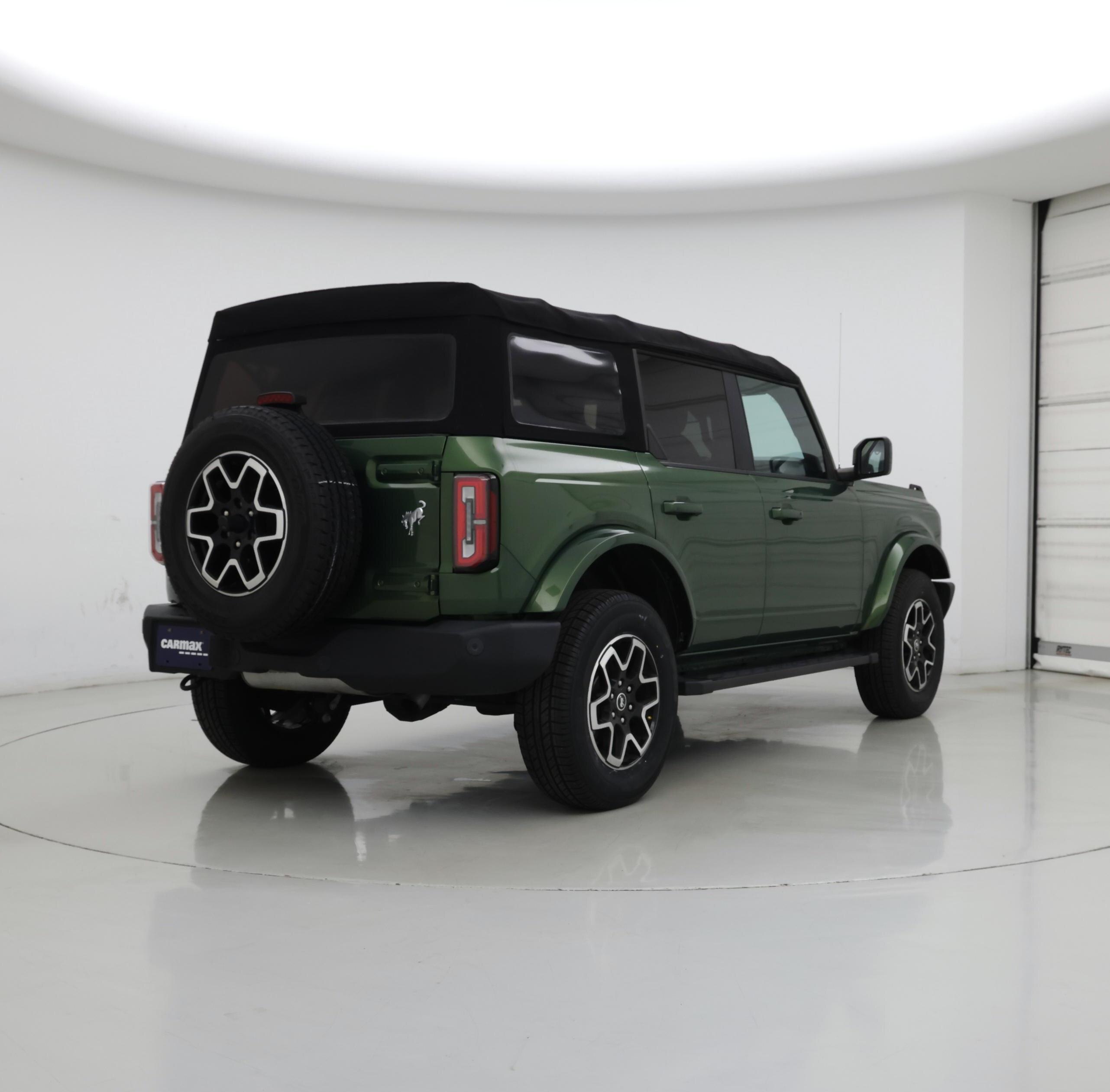 Thumbnail: 2023 Ford Bronco - 8