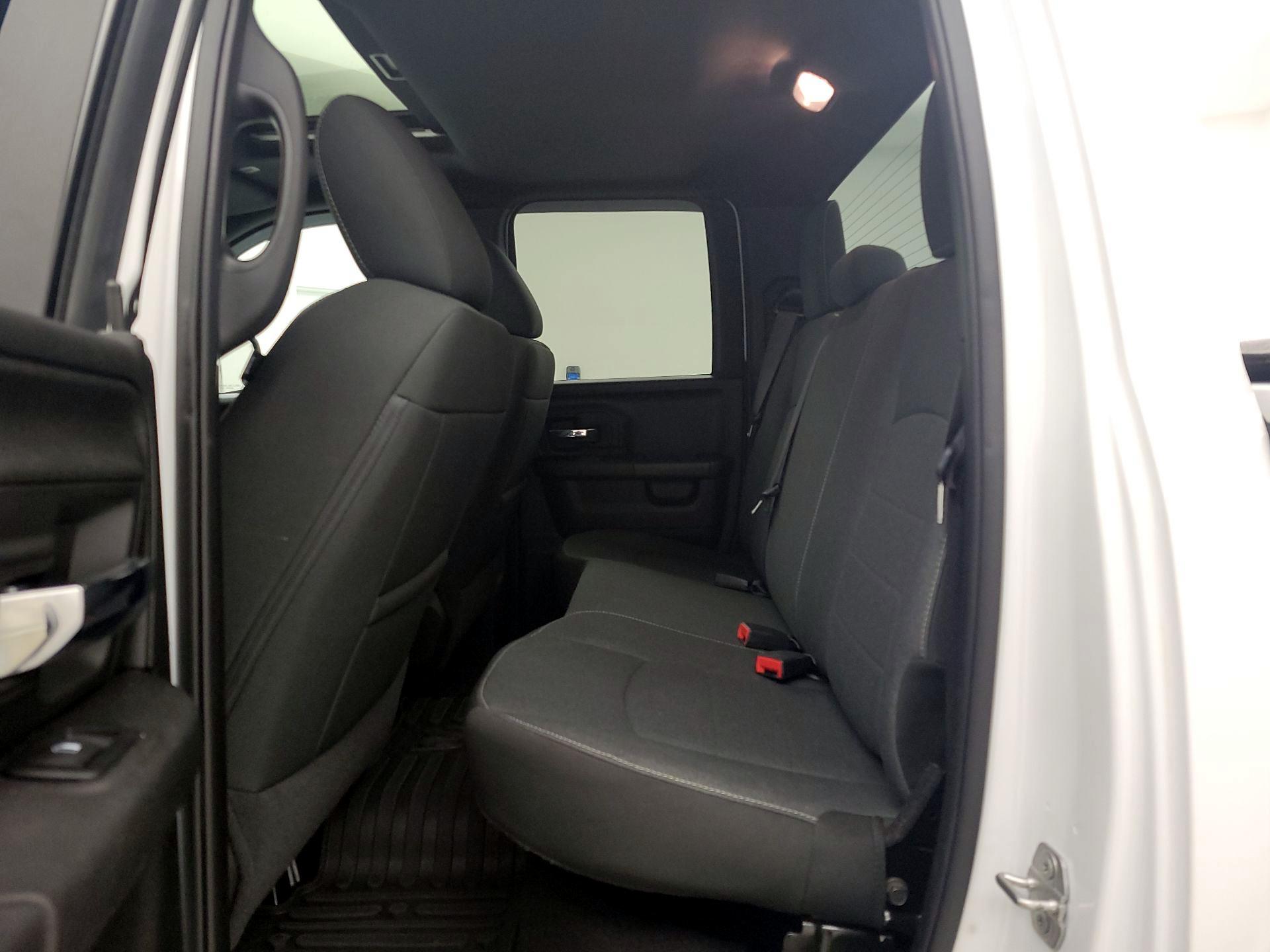 Thumbnail: 2021 RAM 1500 Classic - 20