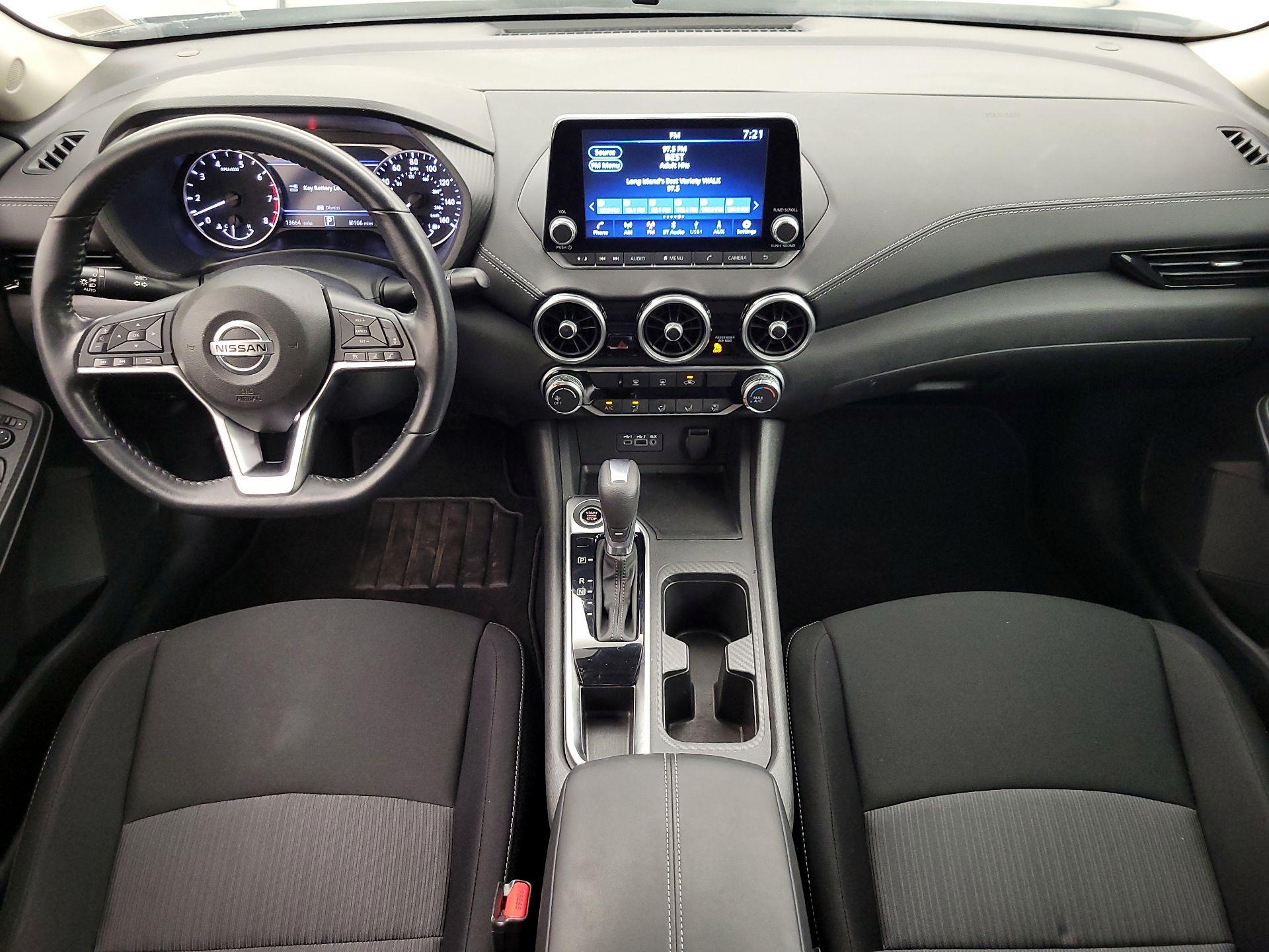 Thumbnail: 2022 Nissan Sentra - 9