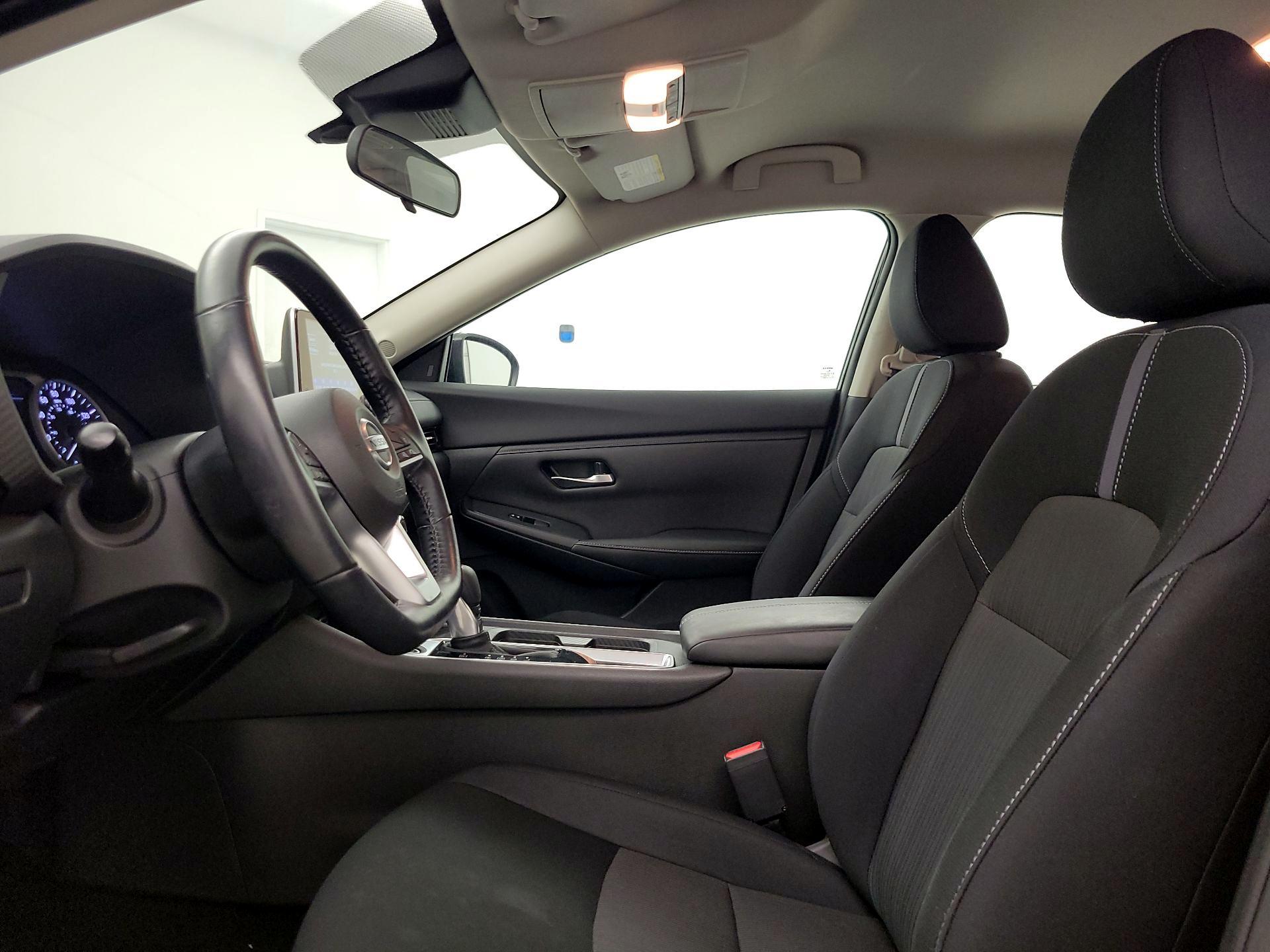 Thumbnail: 2022 Nissan Sentra - 11