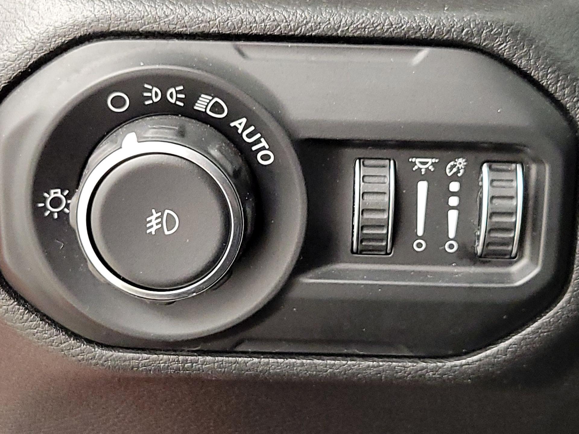 Thumbnail: 2020 Jeep Wrangler - 13