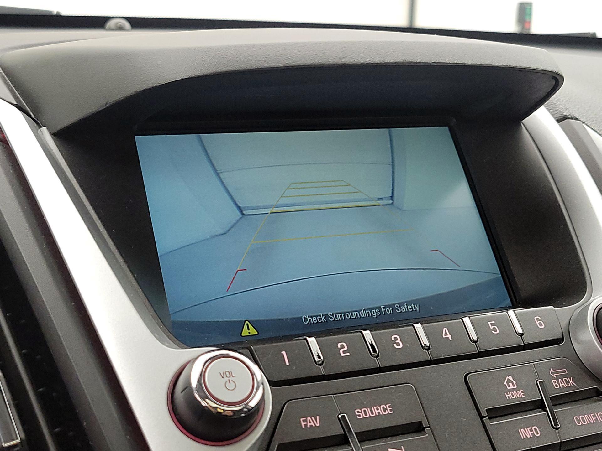 Thumbnail: 2015 GMC Terrain - 14