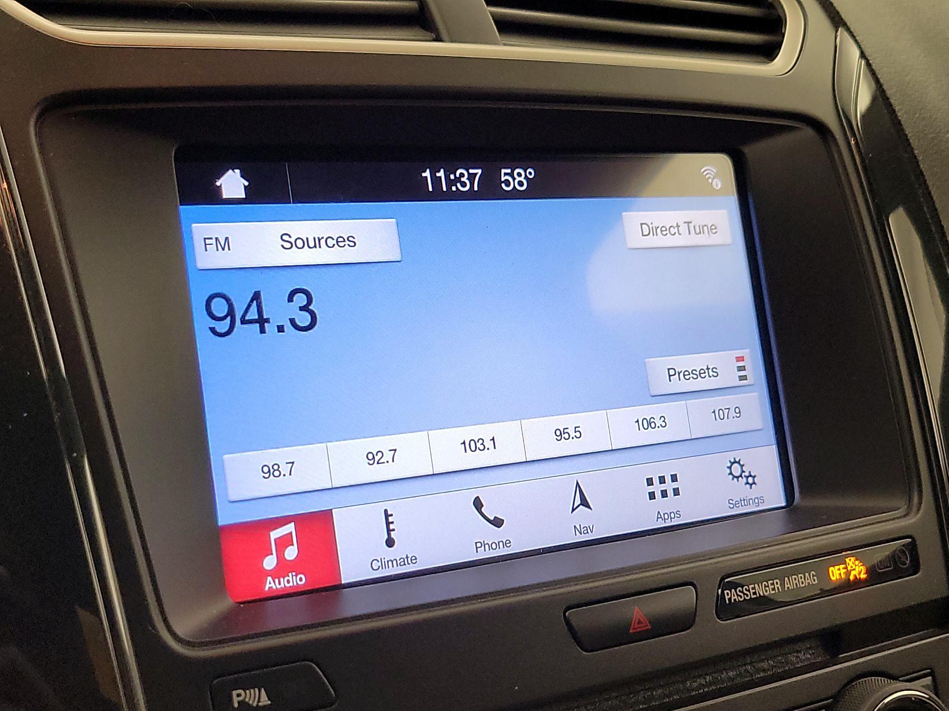 Thumbnail: 2017 Ford Explorer - 16