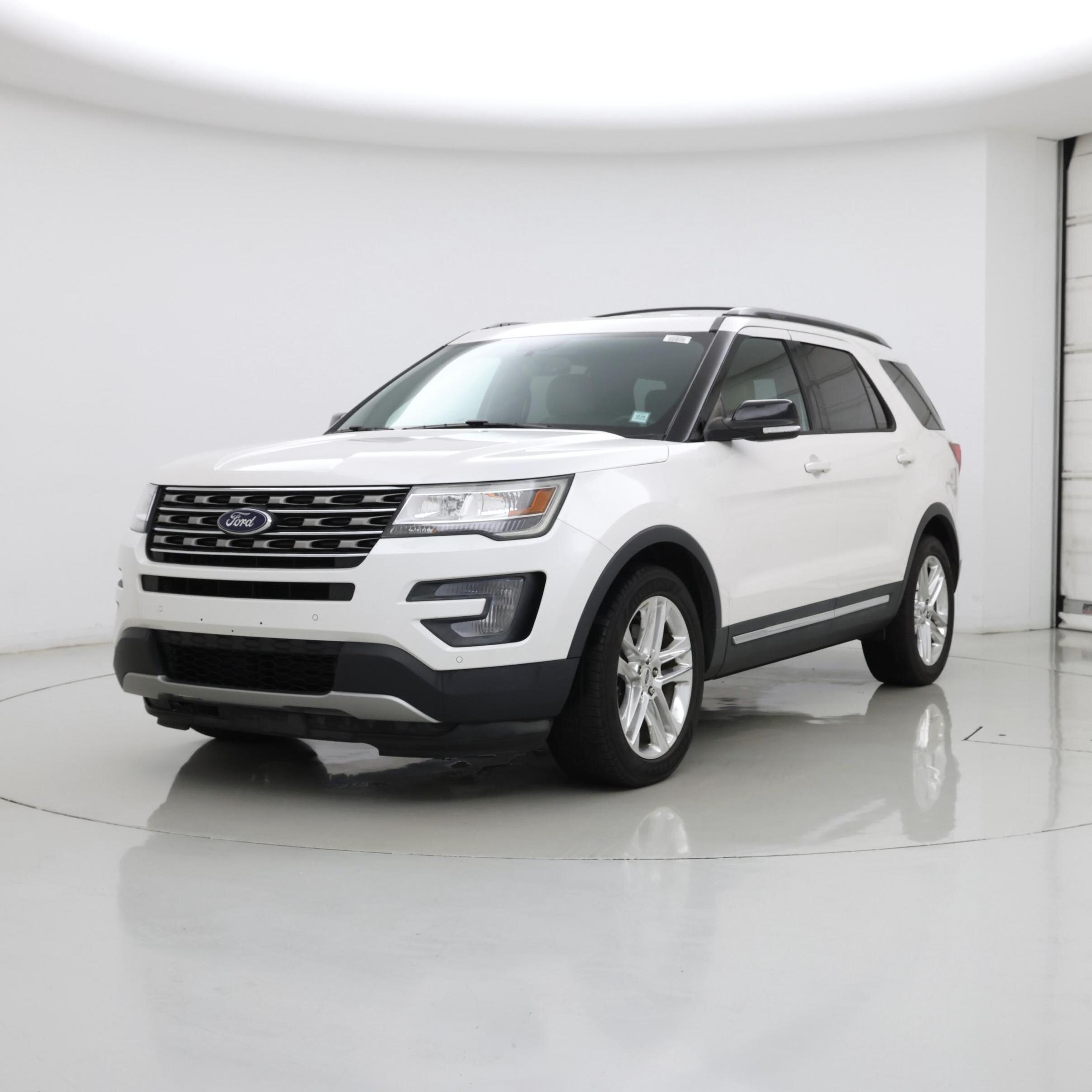 Thumbnail: 2017 Ford Explorer - 4