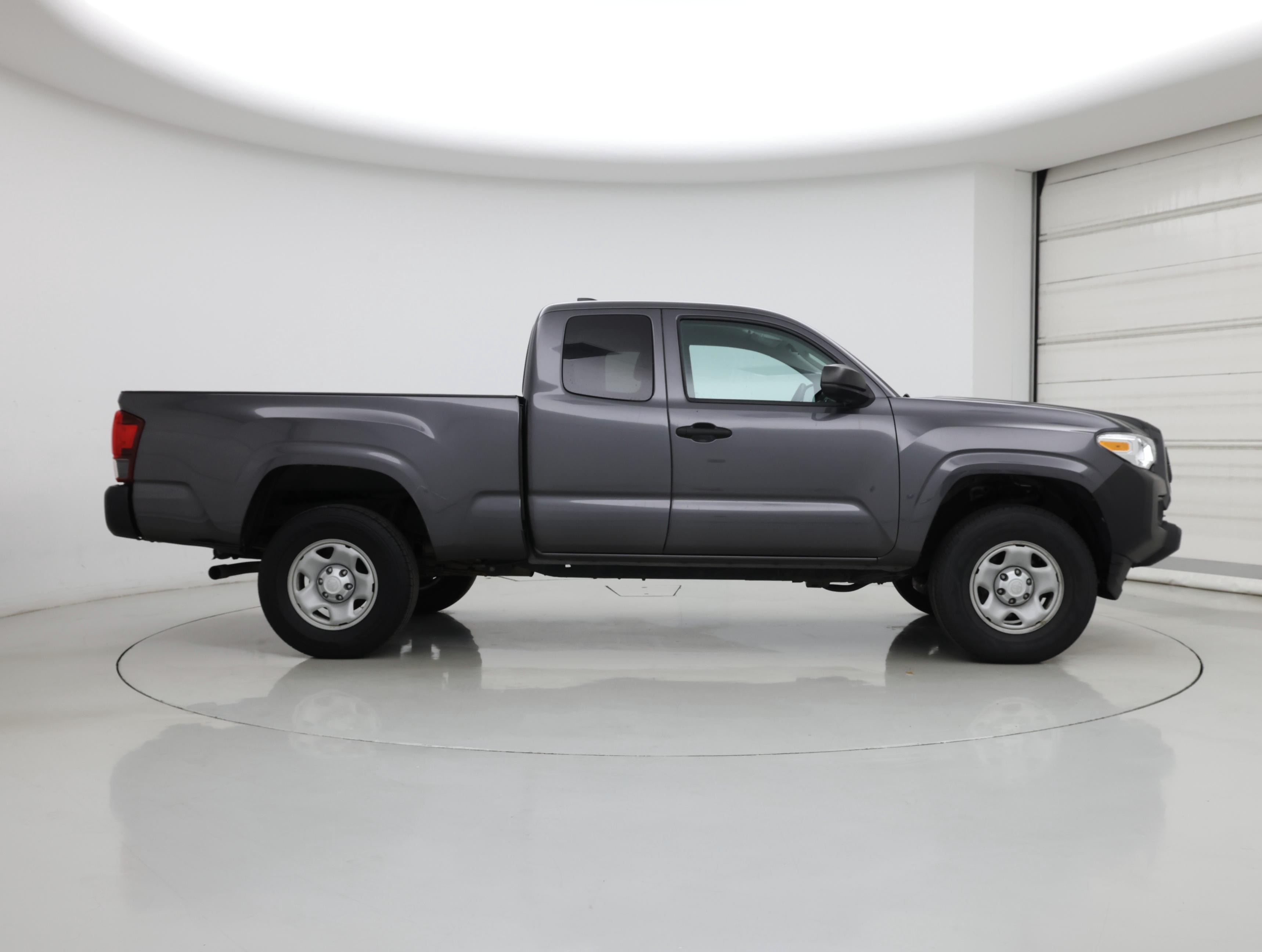 Thumbnail: 2022 Toyota Tacoma - 7