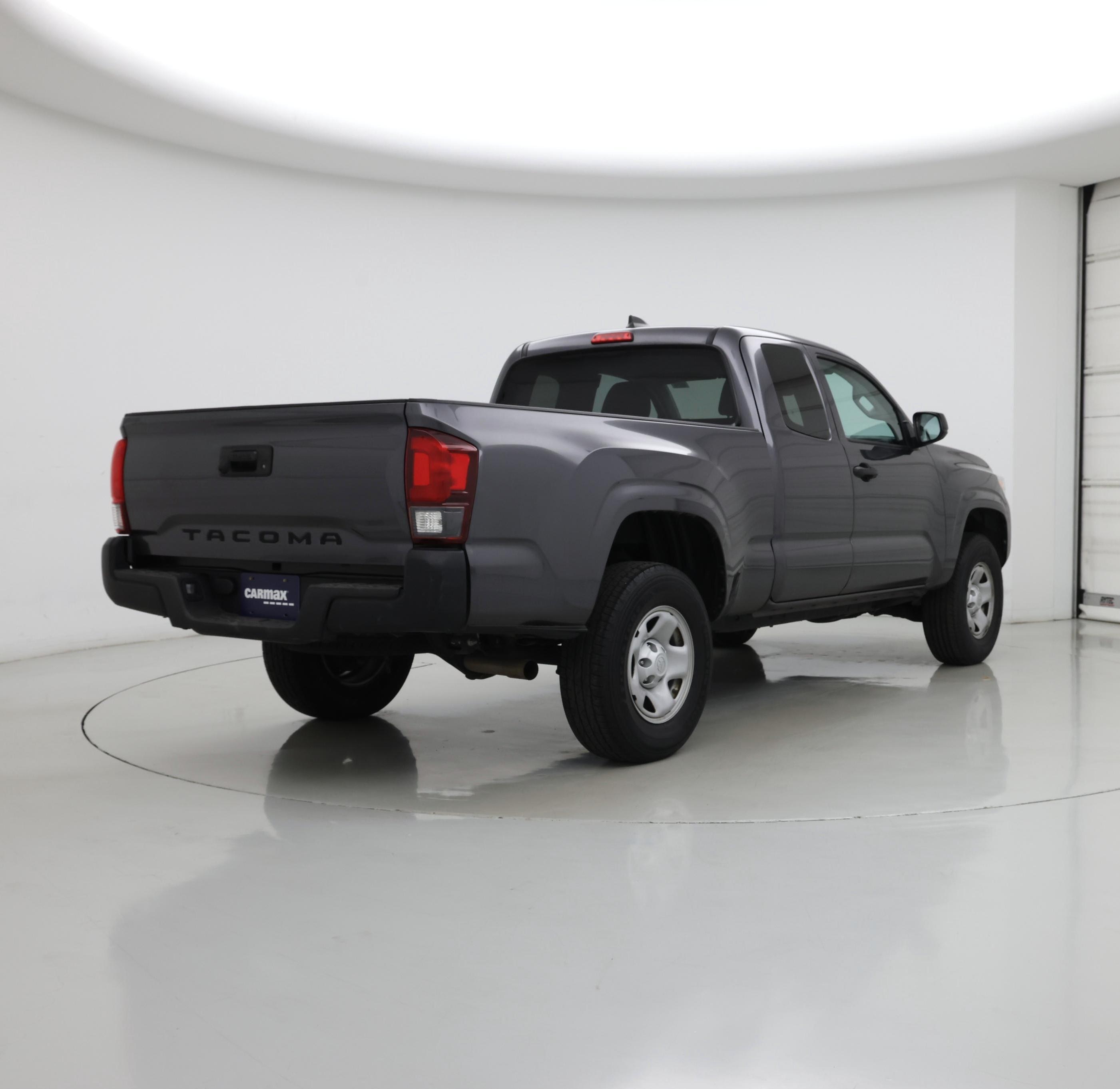 Thumbnail: 2022 Toyota Tacoma - 8