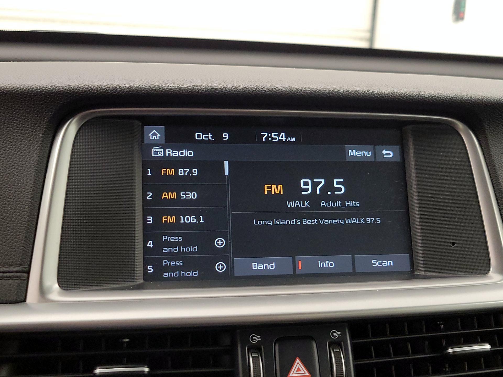 Thumbnail: 2019 Kia Optima - 15