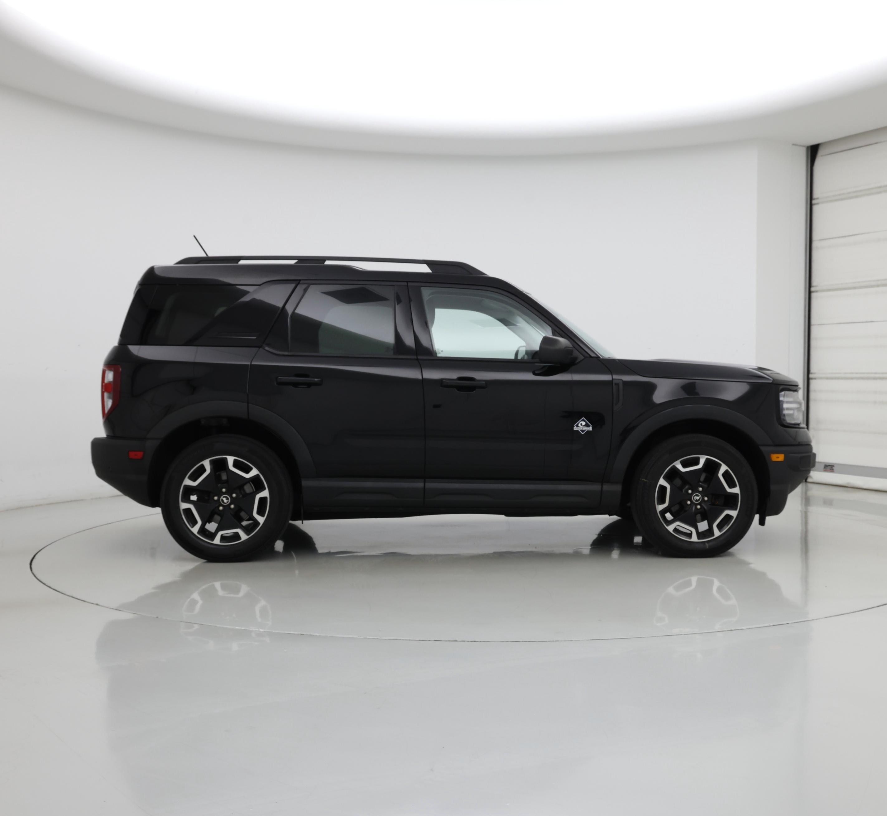 Thumbnail: 2021 Ford Bronco Sport - 7