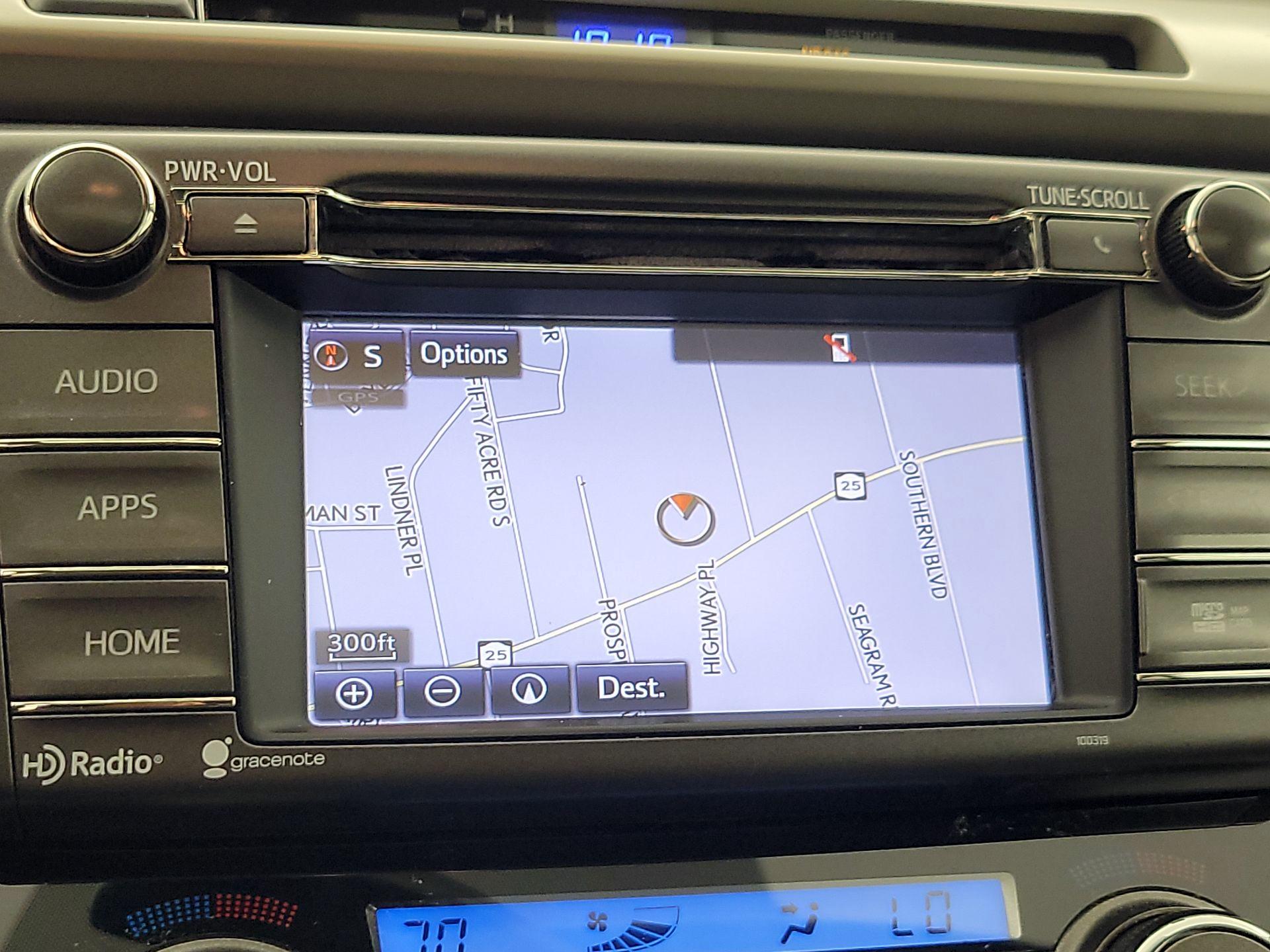 Thumbnail: 2015 Toyota RAV4 - 14