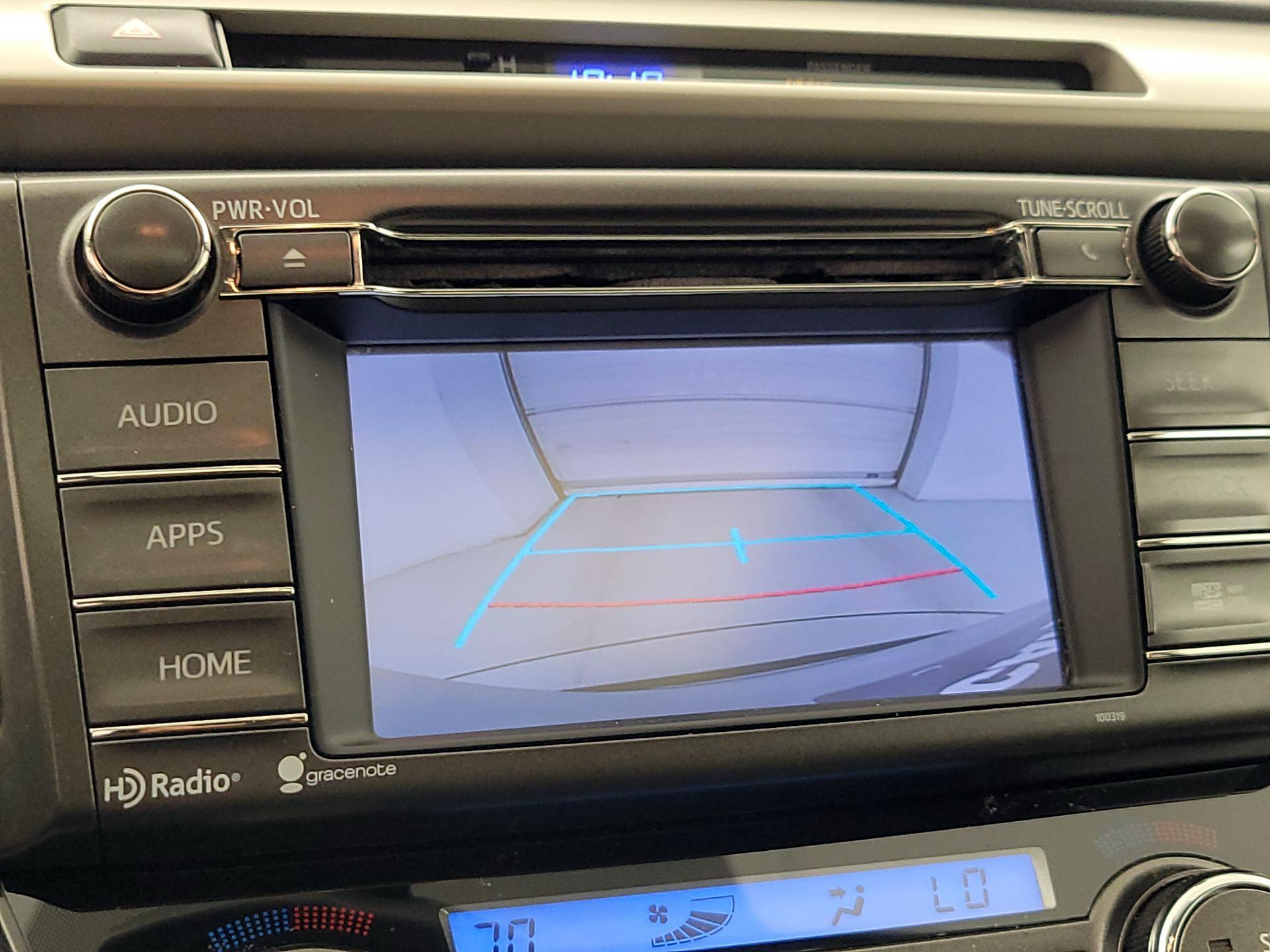 Thumbnail: 2015 Toyota RAV4 - 15