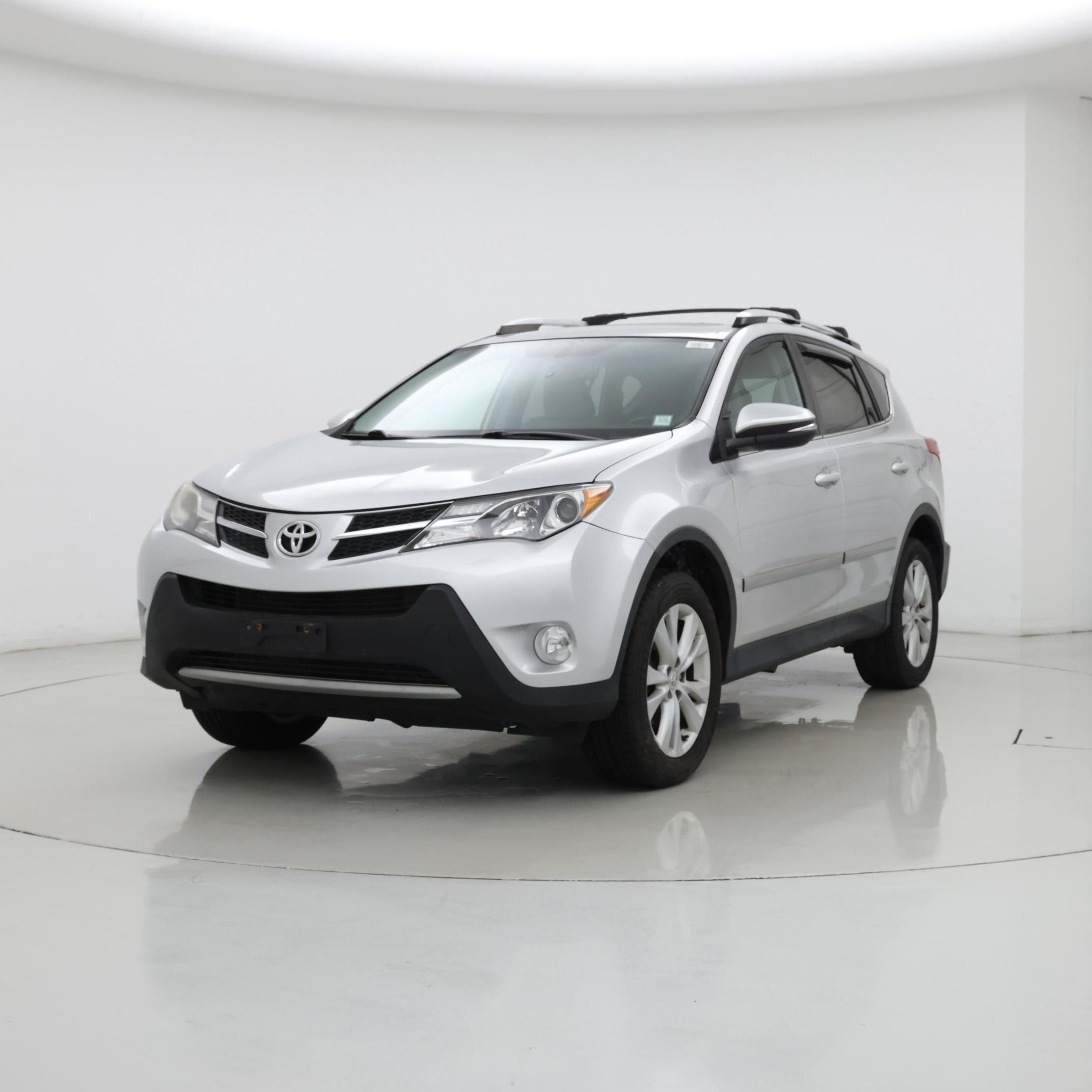 Thumbnail: 2015 Toyota RAV4 - 4