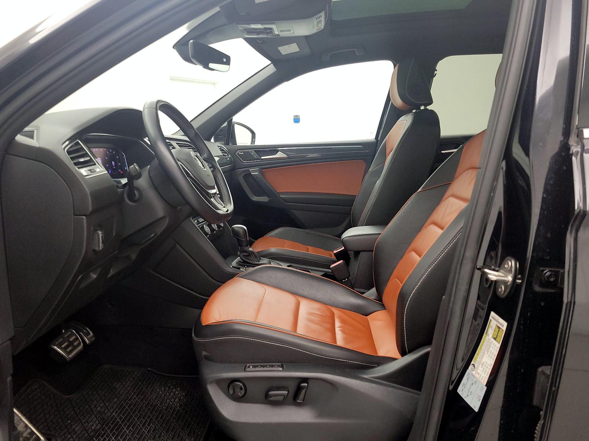 Thumbnail: 2021 Volkswagen Tiguan - 11