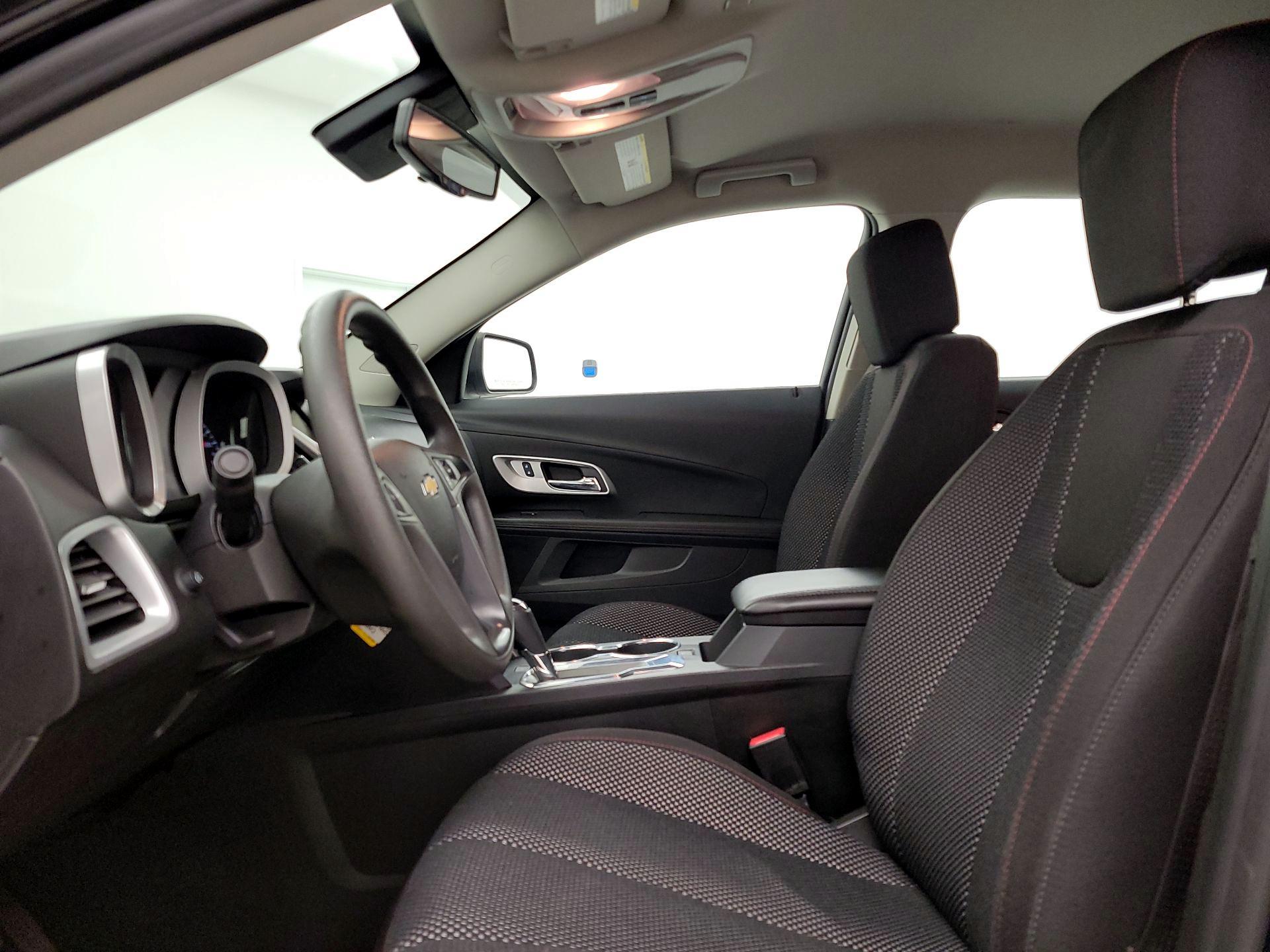 Thumbnail: 2017 Chevrolet Equinox - 11