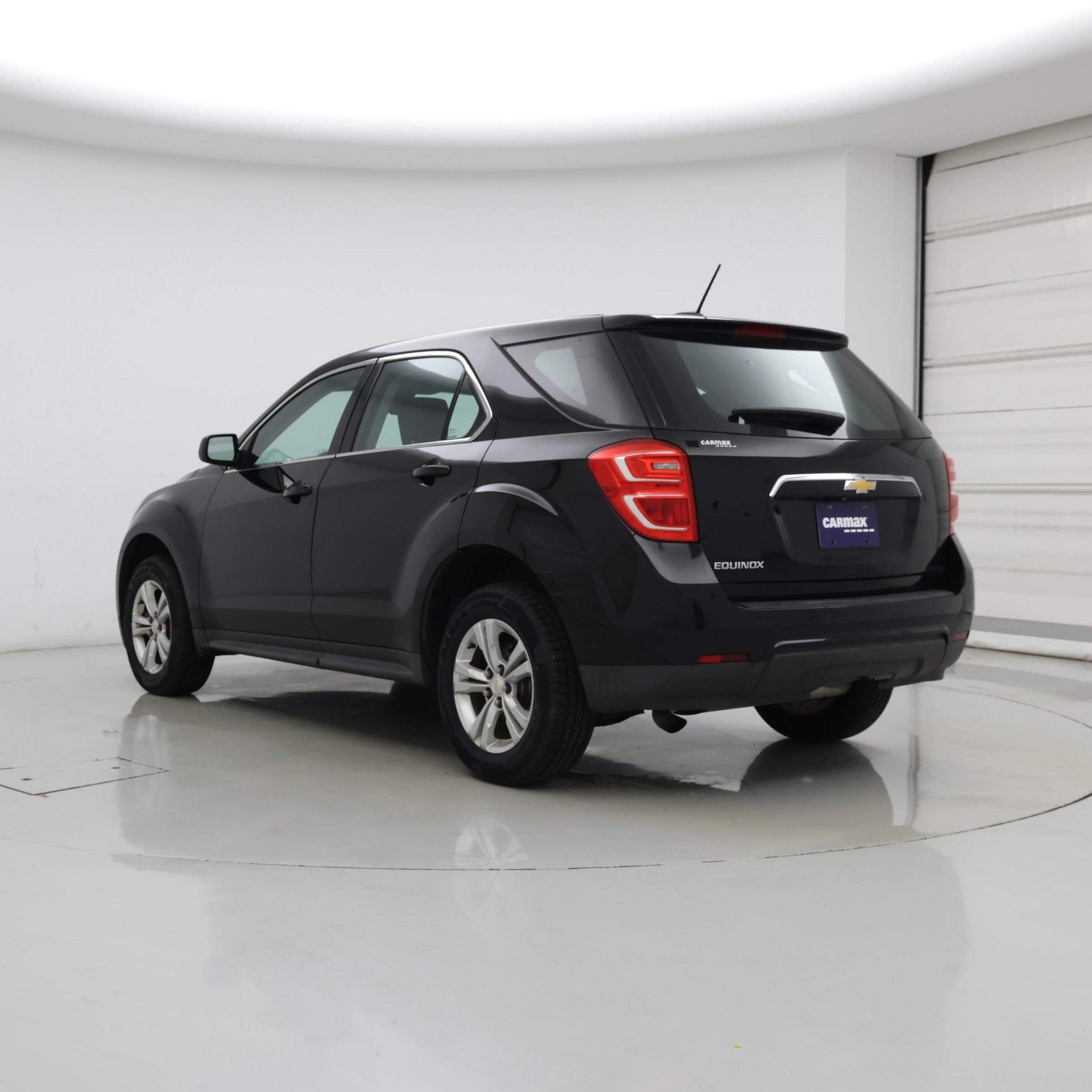 Thumbnail: 2017 Chevrolet Equinox - 2