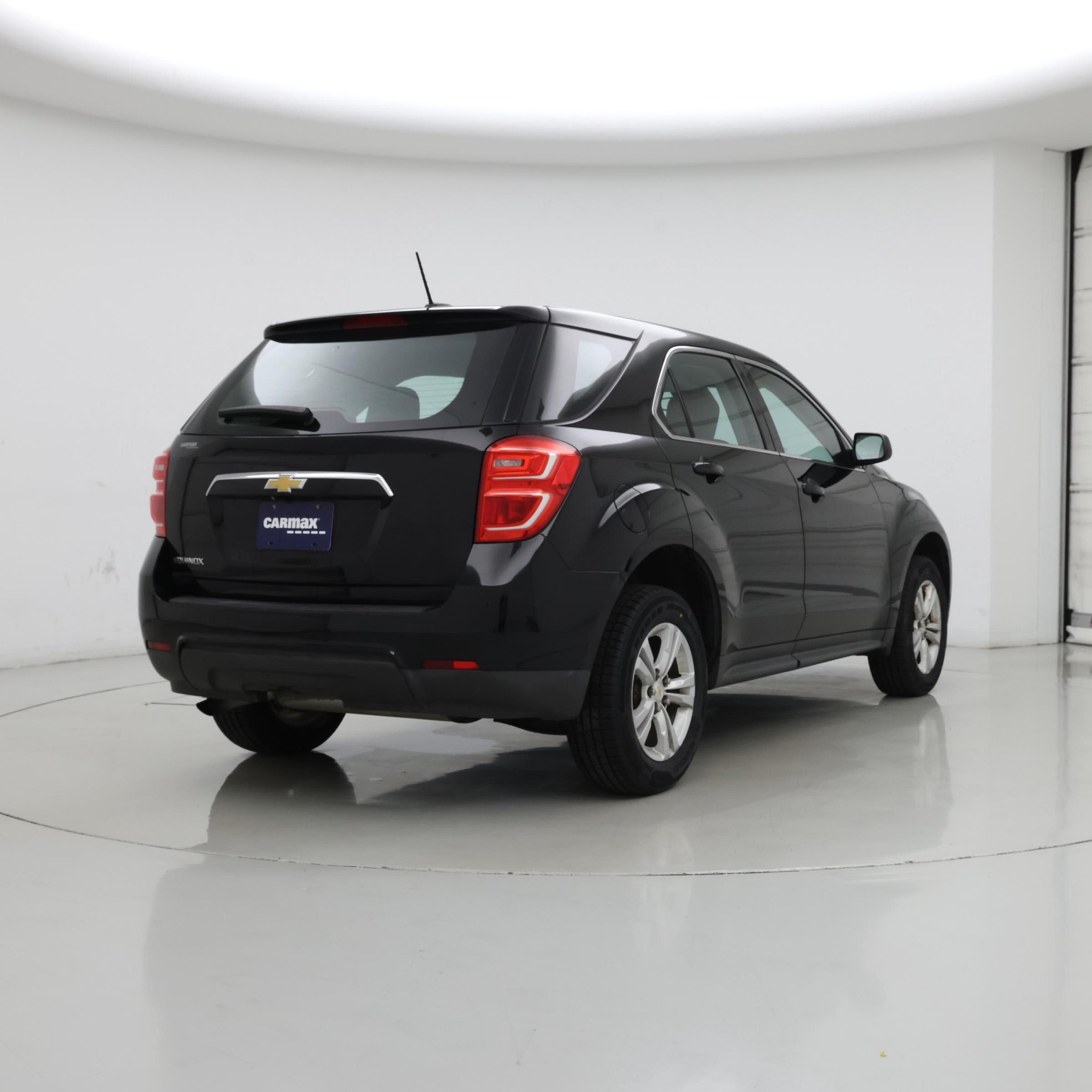 Thumbnail: 2017 Chevrolet Equinox - 8