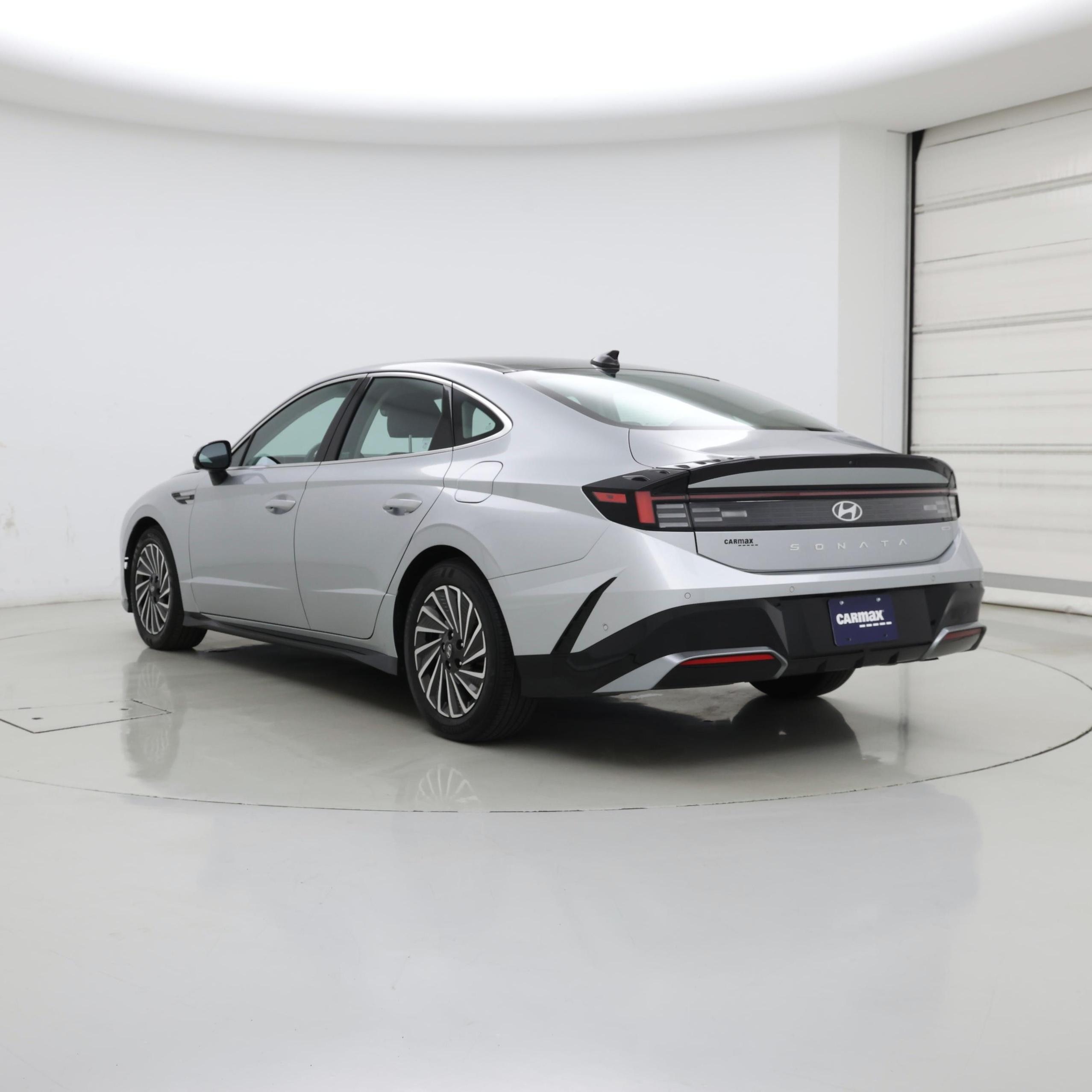 Thumbnail: 2024 Hyundai Sonata - 2