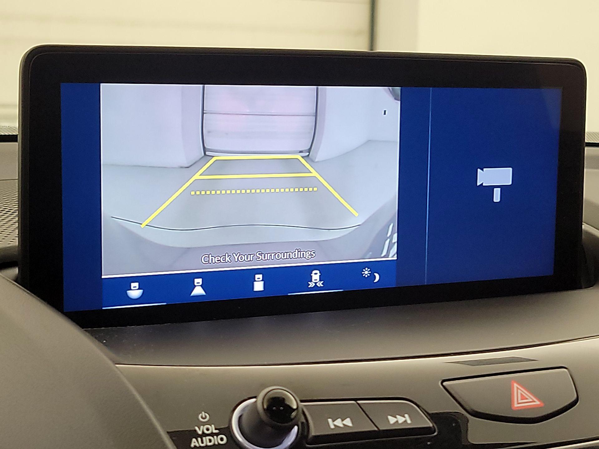 Thumbnail: 2021 Acura RDX - 15