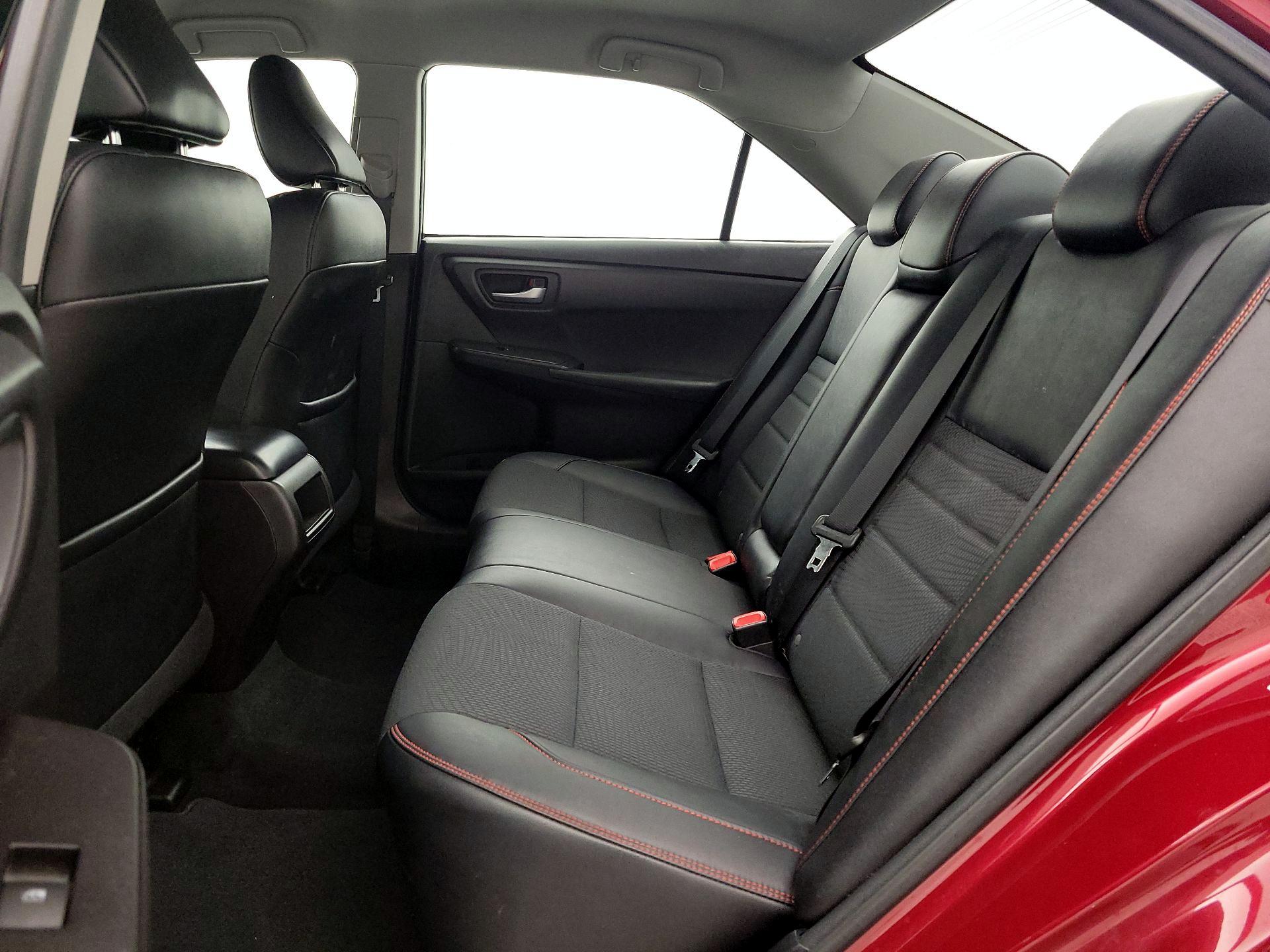 Thumbnail: 2017 Toyota Camry - 19