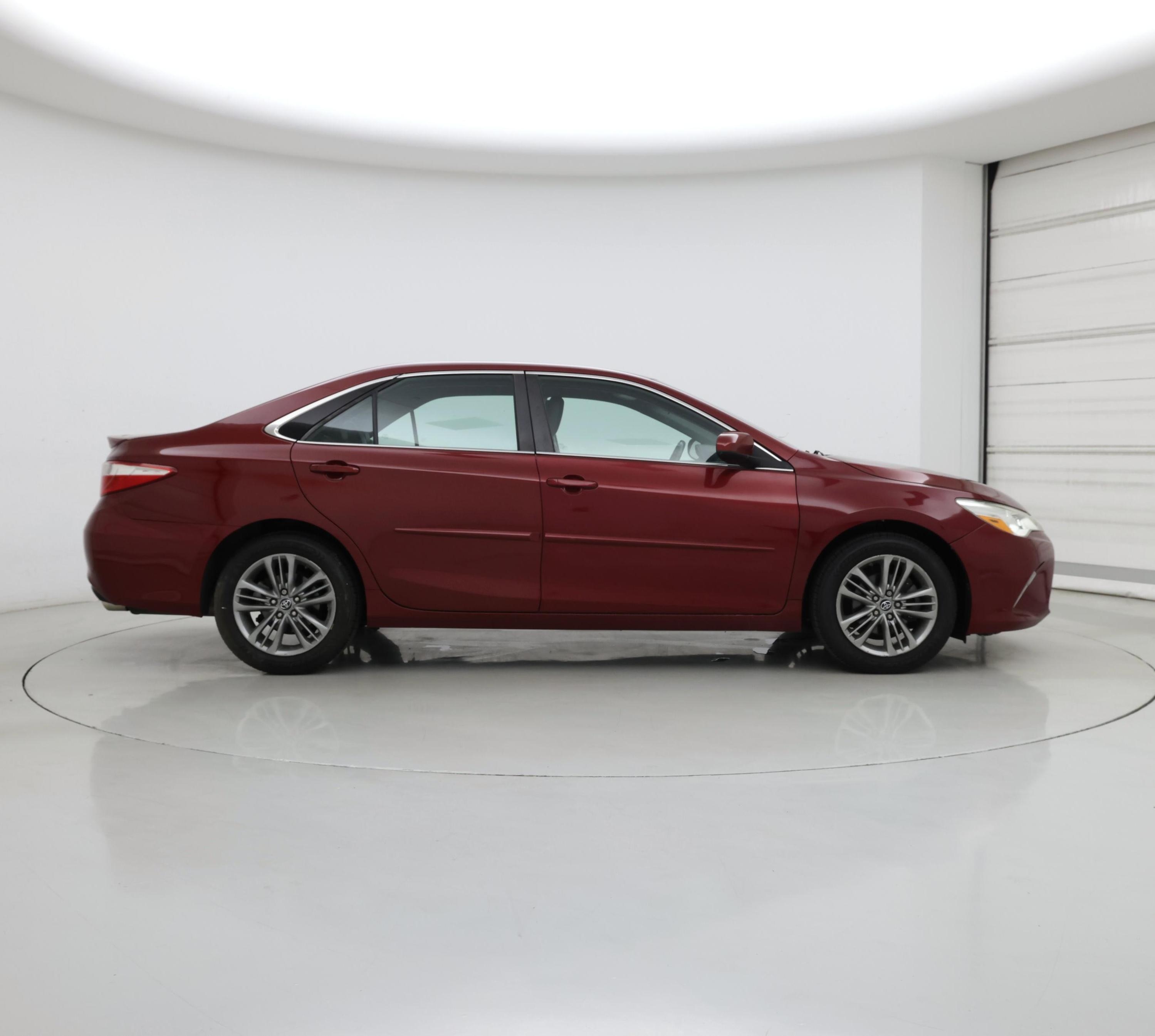 Thumbnail: 2017 Toyota Camry - 7