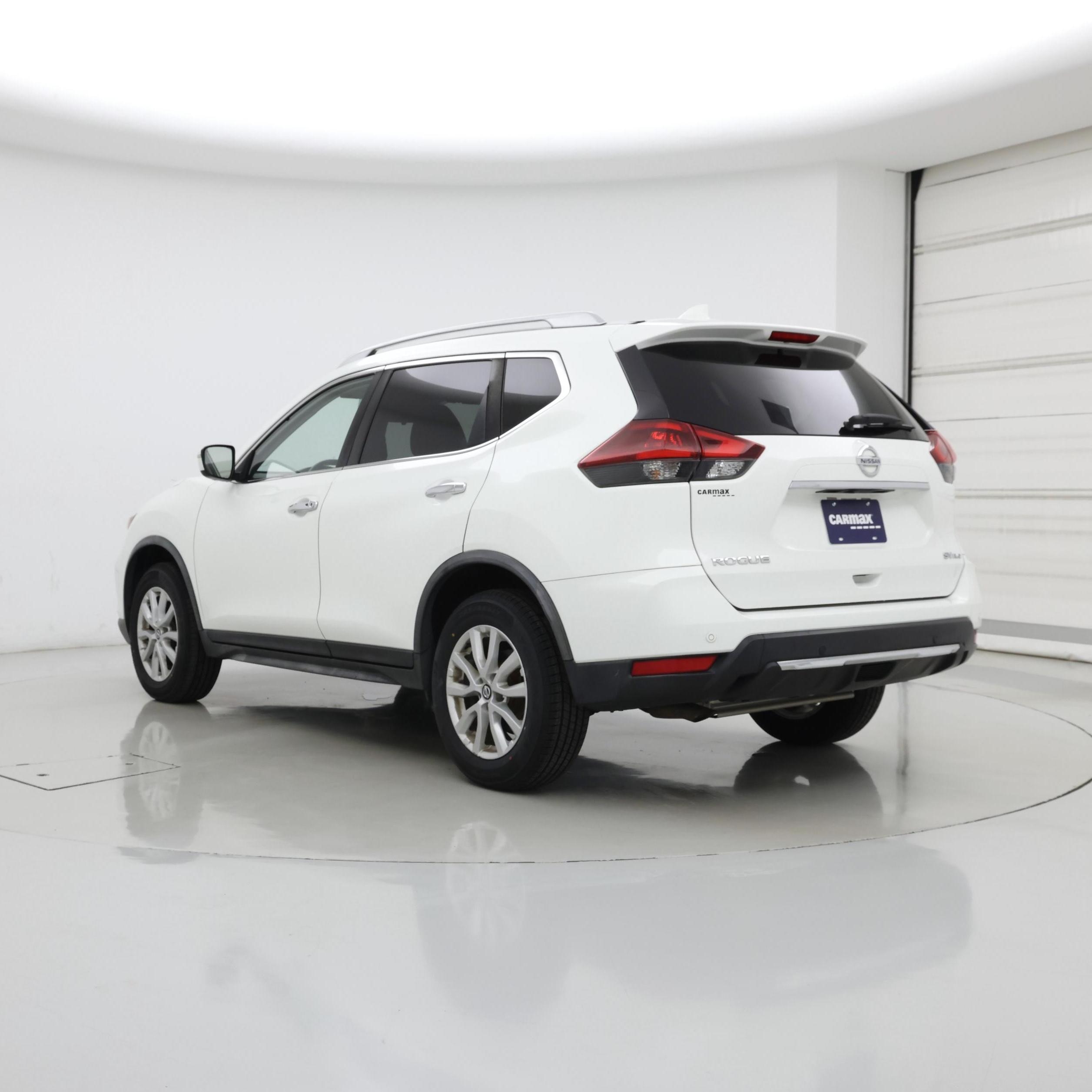 Thumbnail: 2019 Nissan Rogue - 2