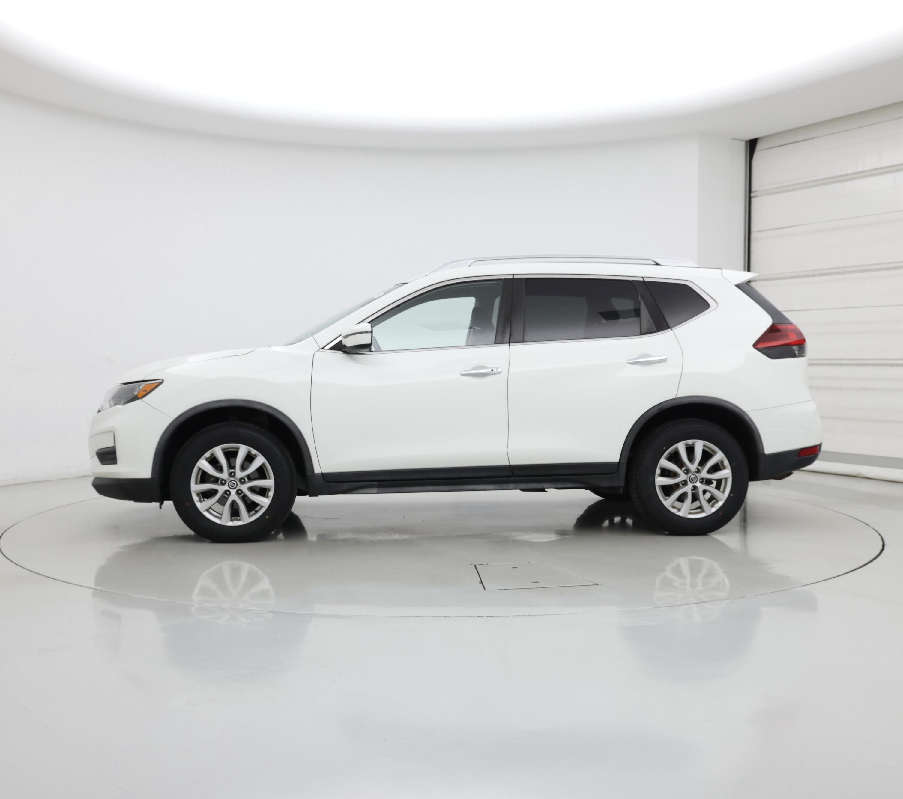 Thumbnail: 2019 Nissan Rogue - 3