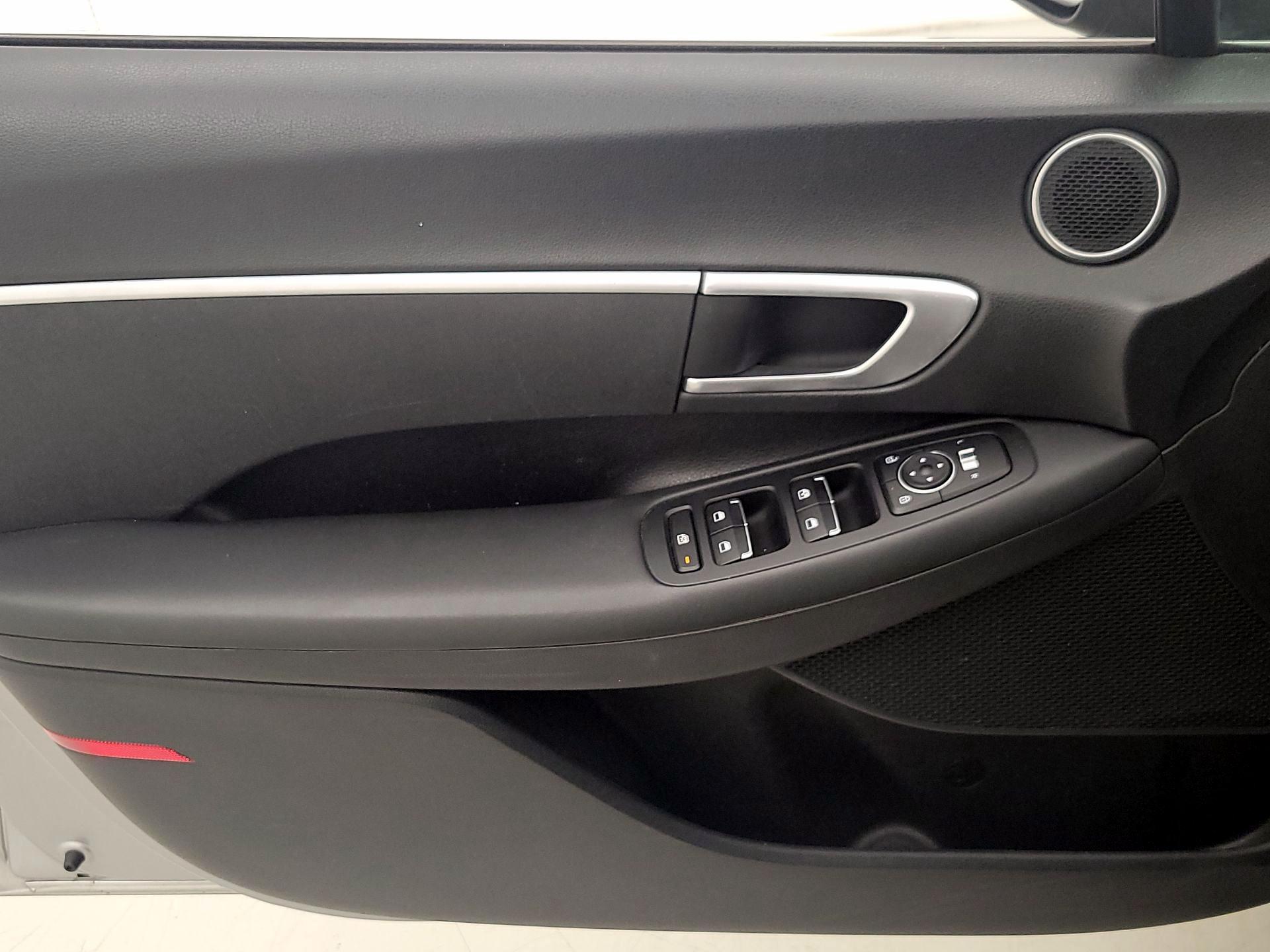 Thumbnail: 2021 Hyundai Sonata - 12