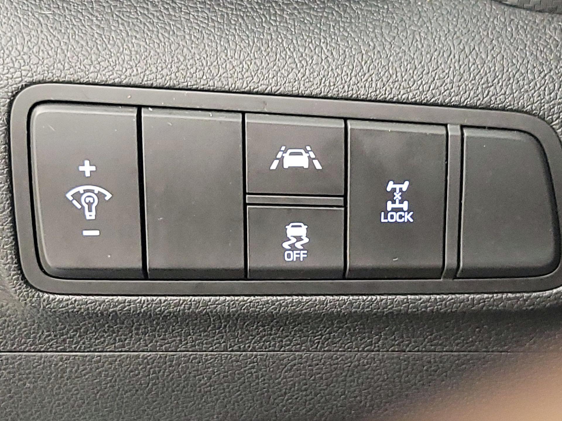 Thumbnail: 2019 Hyundai Tucson - 13