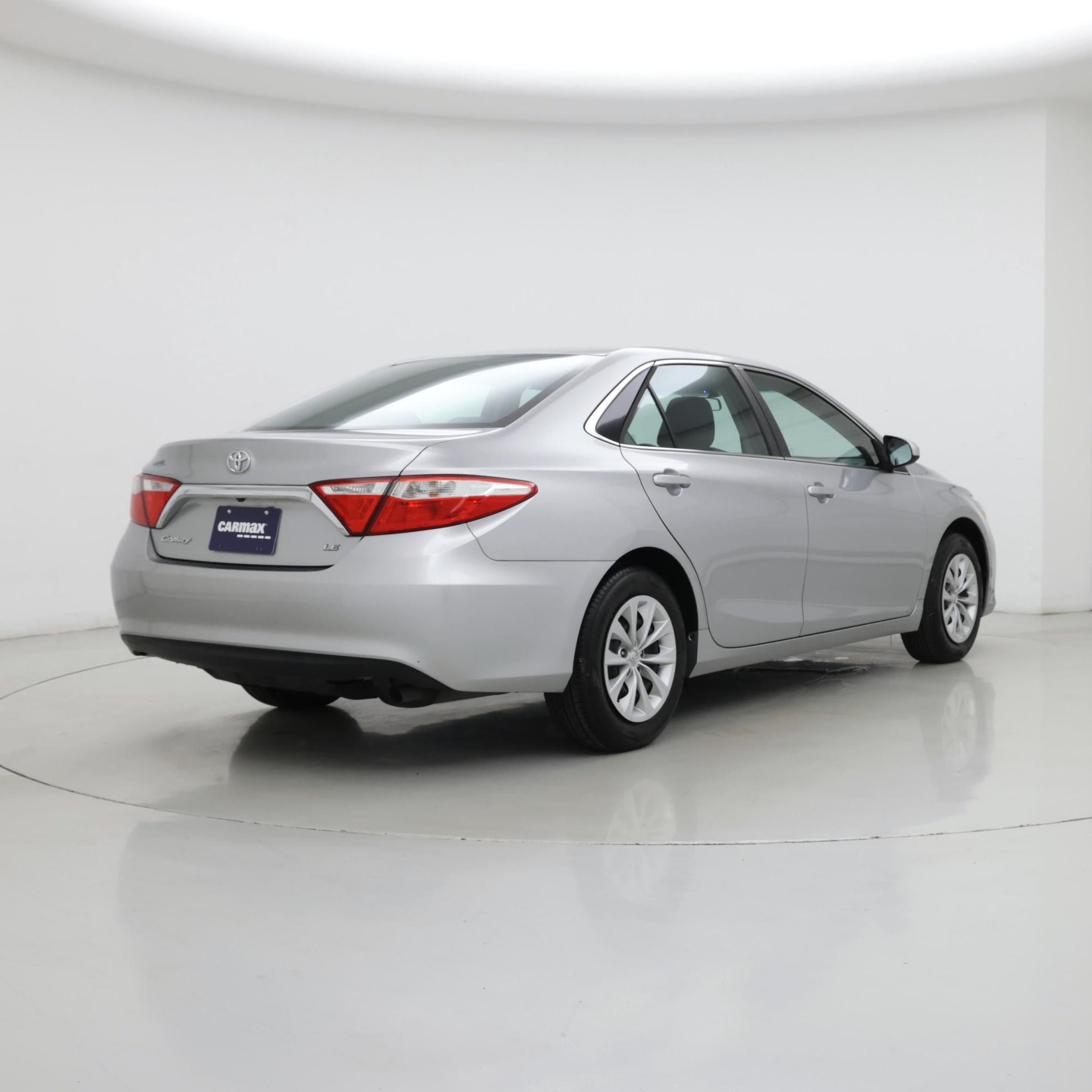 Thumbnail: 2015 Toyota Camry - 8